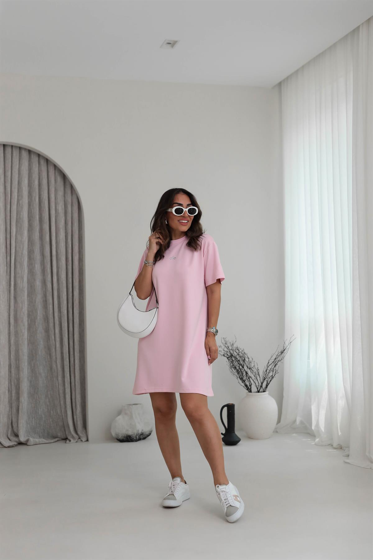 1570 Baskılı Modal Kumaş Rahat Kalıp Elbise PEMBE