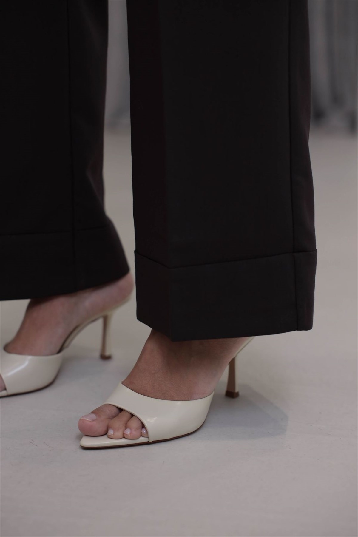 7050 Kemerli Paçası Dikiş Detay Palazzo Pantolon ACI KAHVE