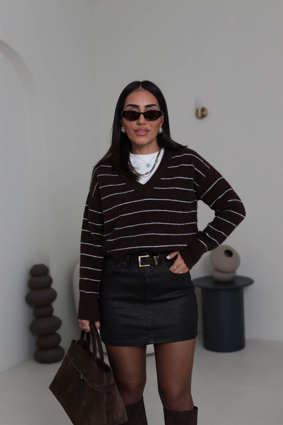 4969 Çizgili V Yaka Triko Kazak ACI KAHVE