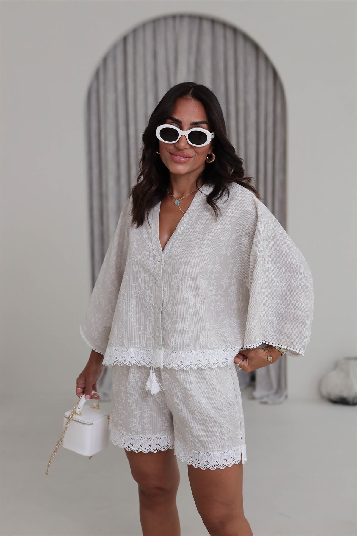 8773-Y İthal Fistolu Şortlu Rahat Takım BEJ