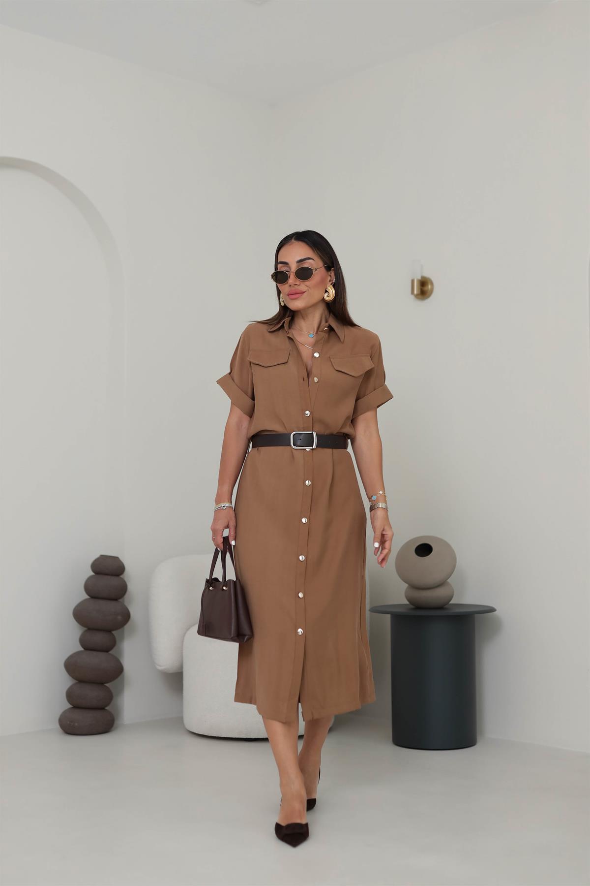 0334 Gold Düğmeli Kemerli Tencel Gömlek Elbise TABA