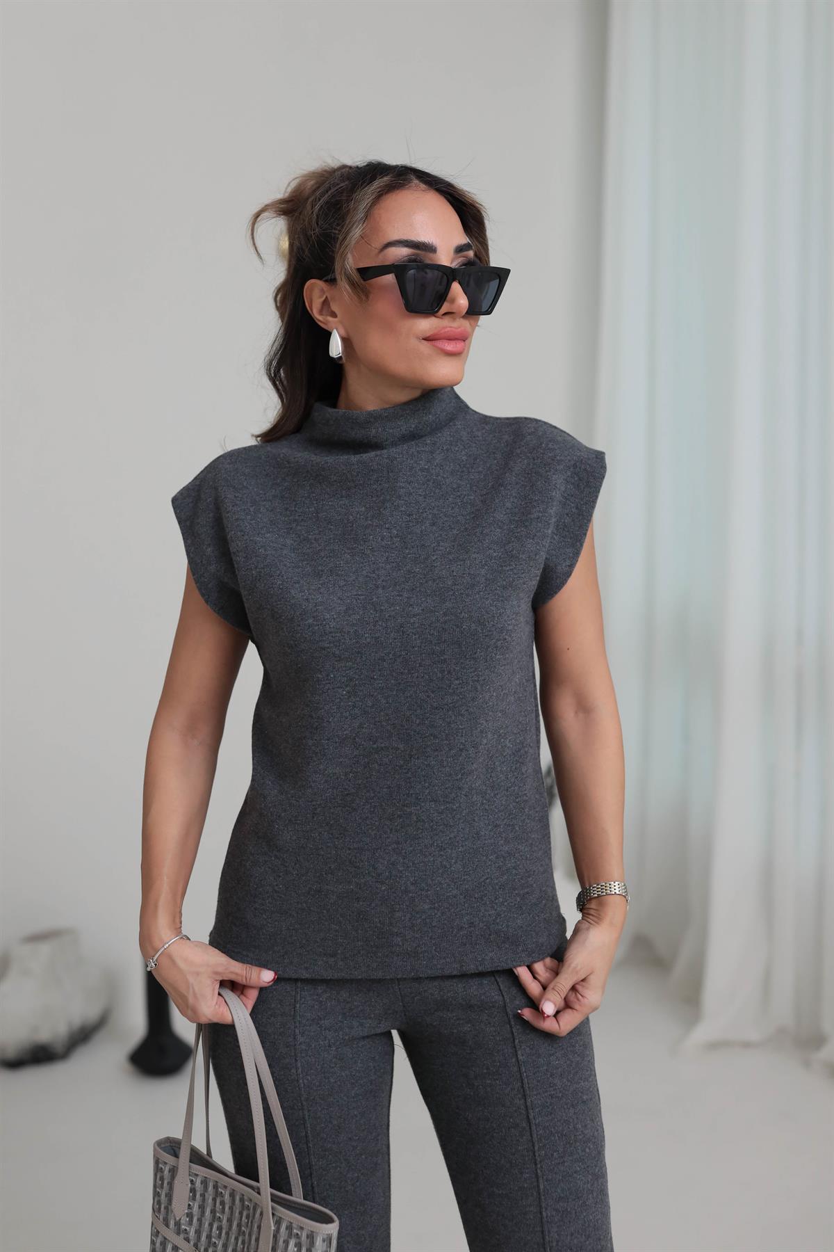 1342 Dik Yaka Örme Kumaş Bluz ANTRASİT