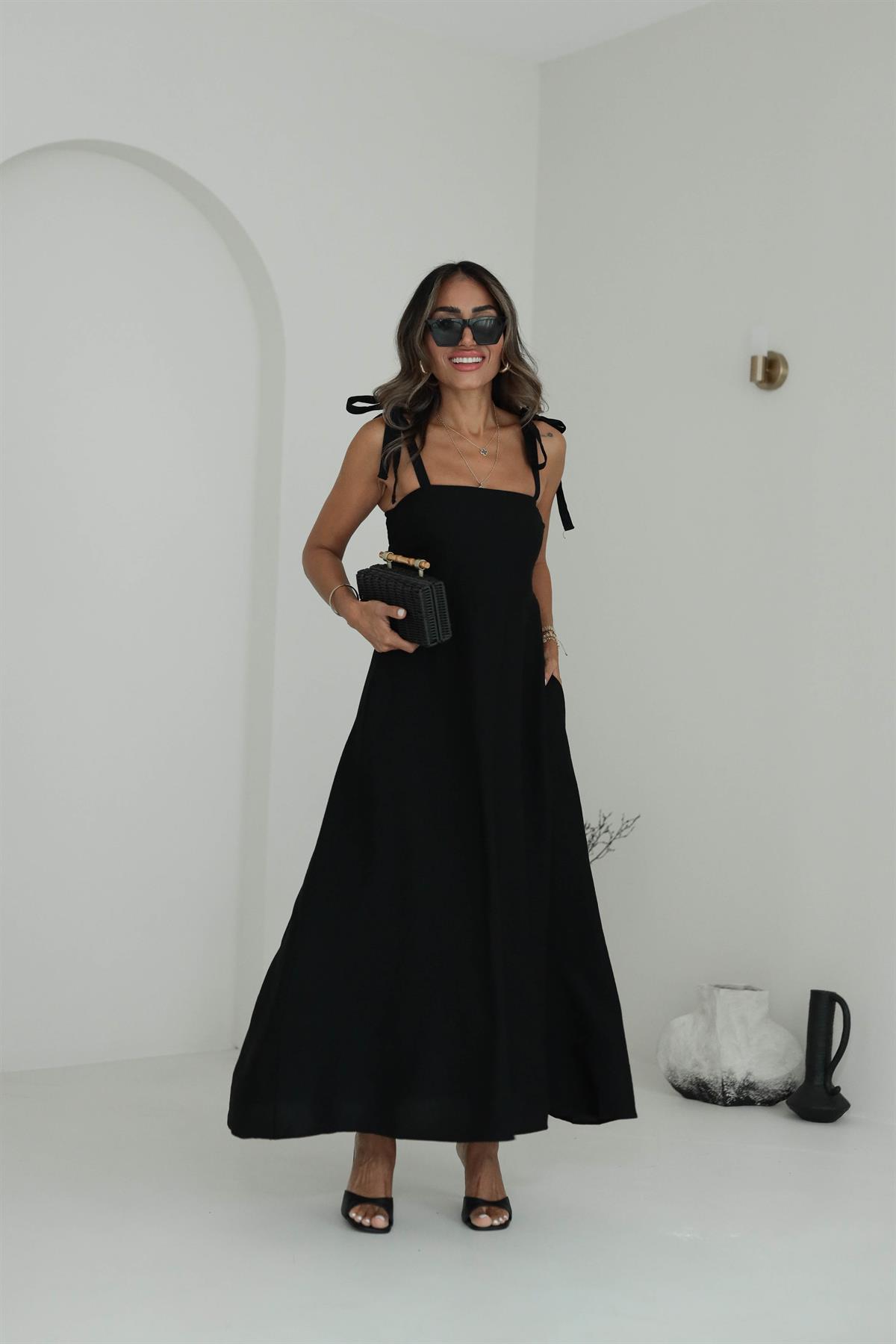 9106 Gipeli Askılı Dokuma Çan Elbise