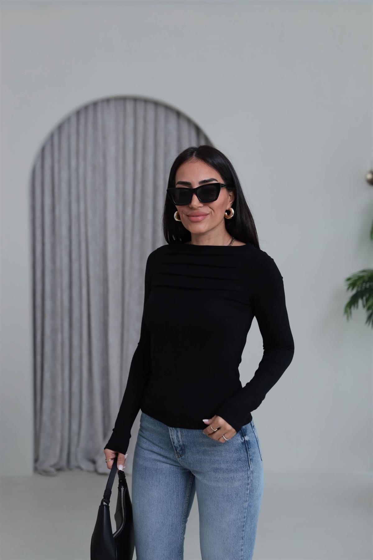 6504 Önü Pileli Viskon Bluz SİYAH