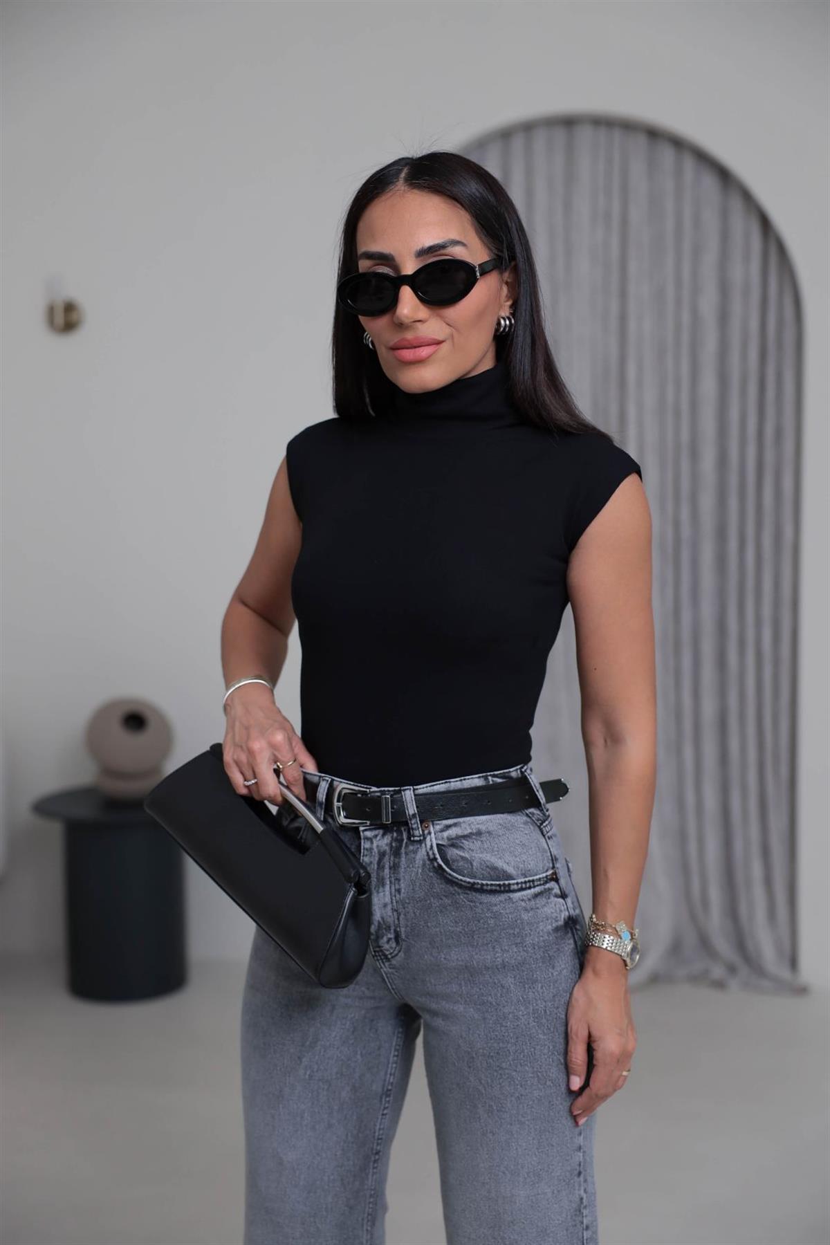 1020 Balıkçı Yaka Sıfır Kol Çıtçıtlı Bodysuit SİYAH