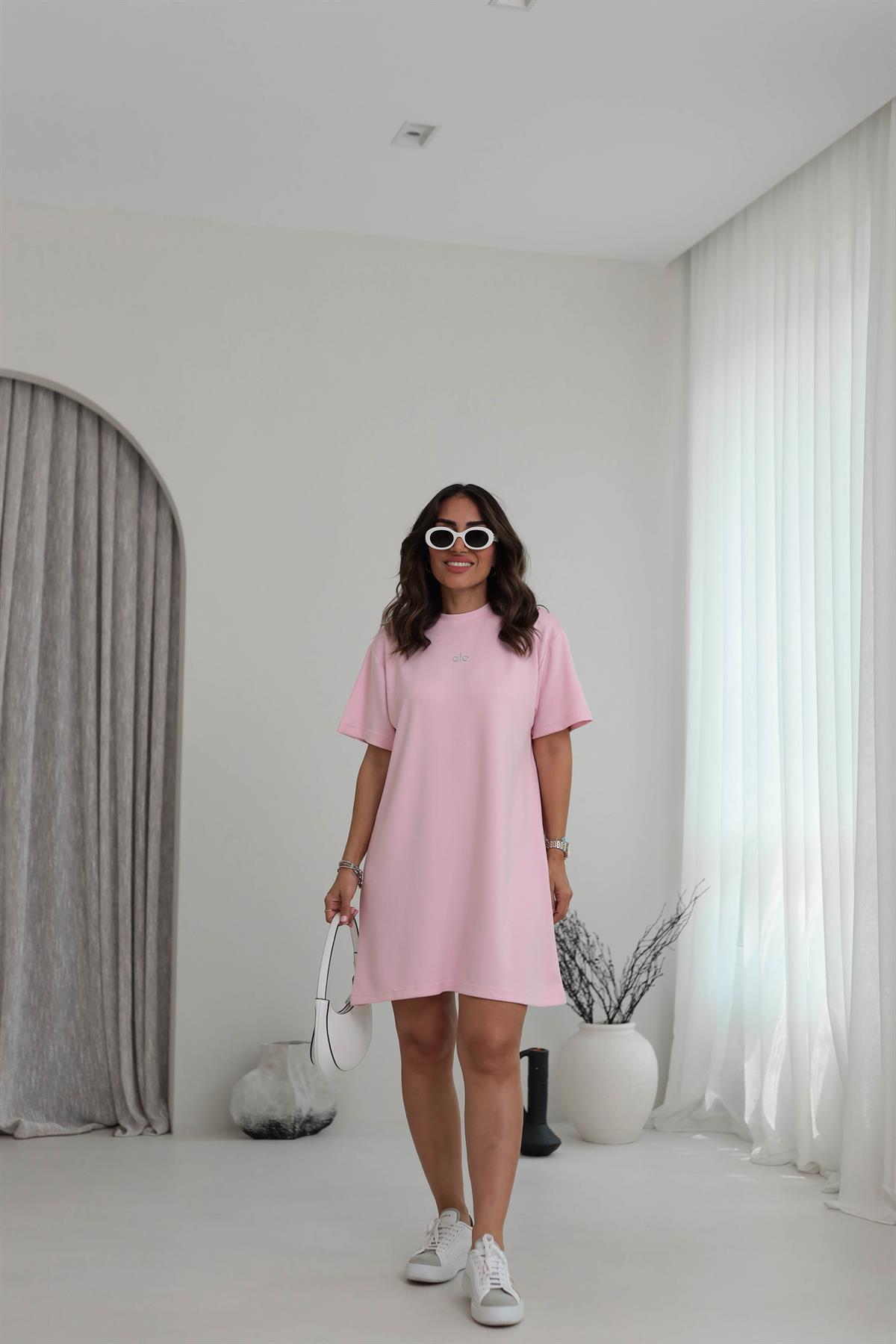 1570 Baskılı Modal Kumaş Rahat Kalıp Elbise PEMBE