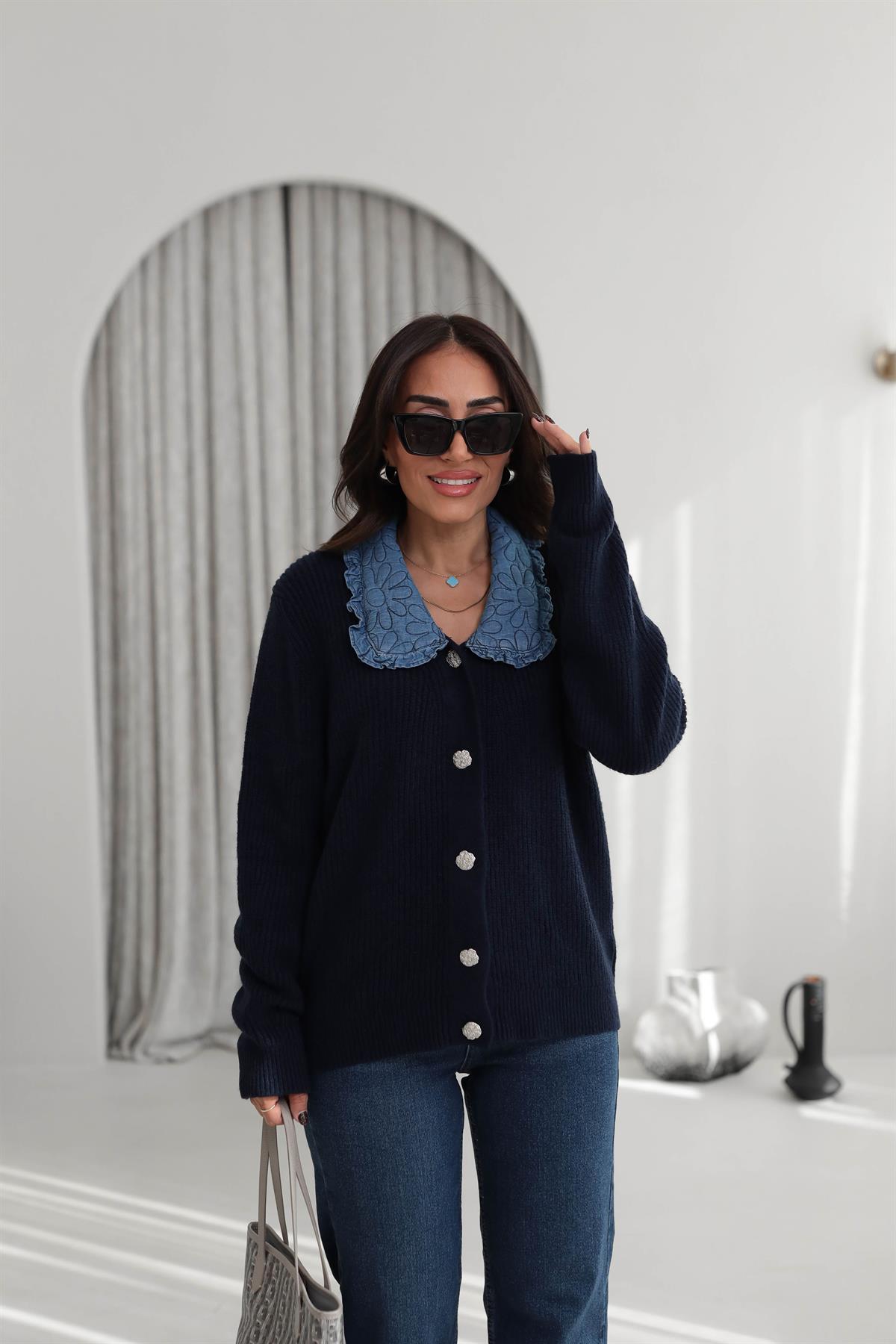 1105 Yakası Kapitone Kot Kumaş Detaylı Hırka LACİVERT