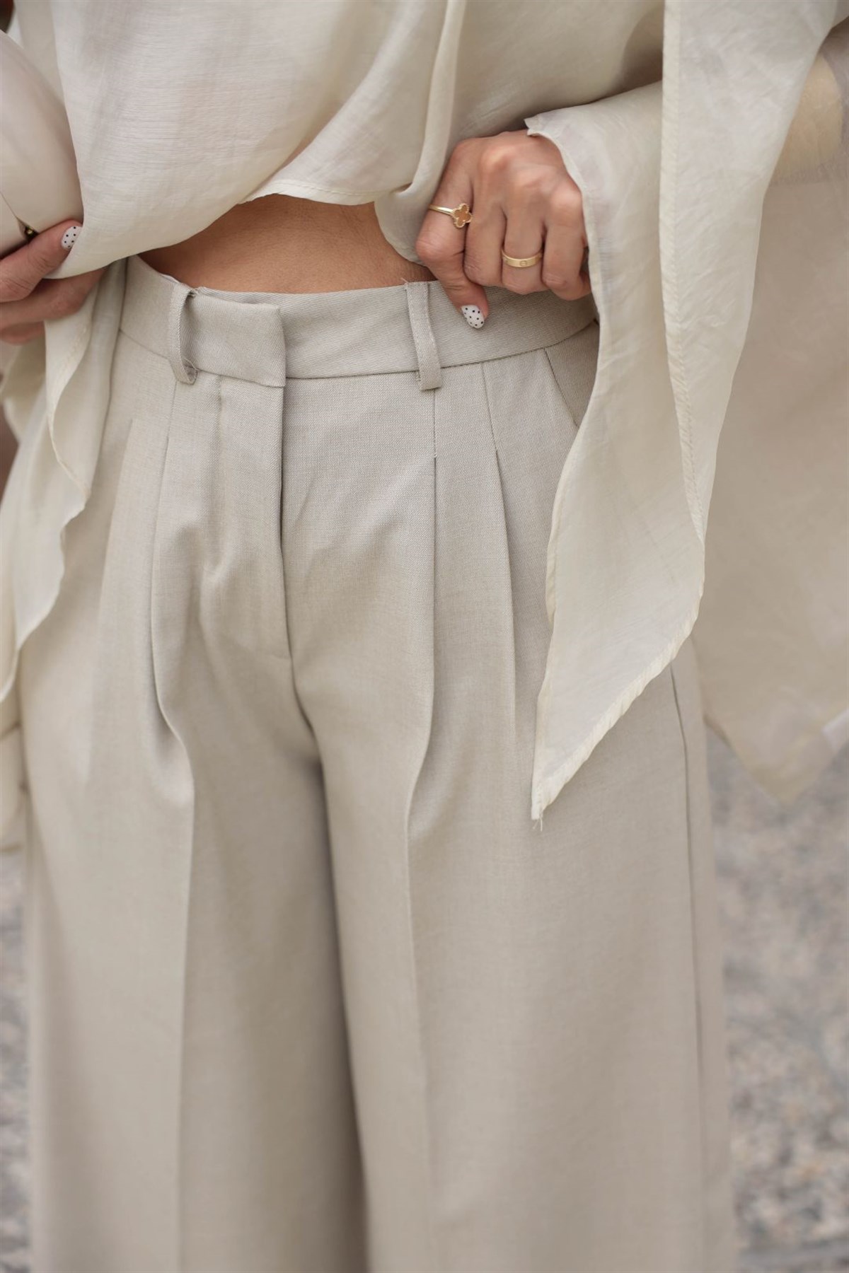 7363 Önü Pileli Geniş Paça Pantolon VİZON