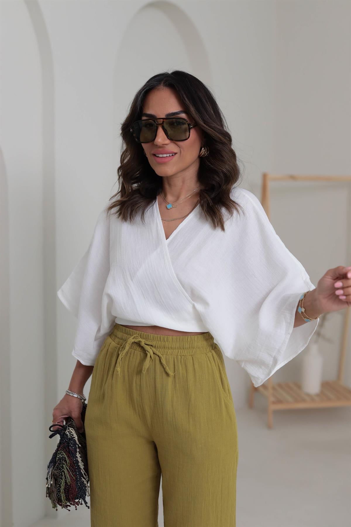 4729 Müslin Kumaş Bağlama Detay Bluz EKRU