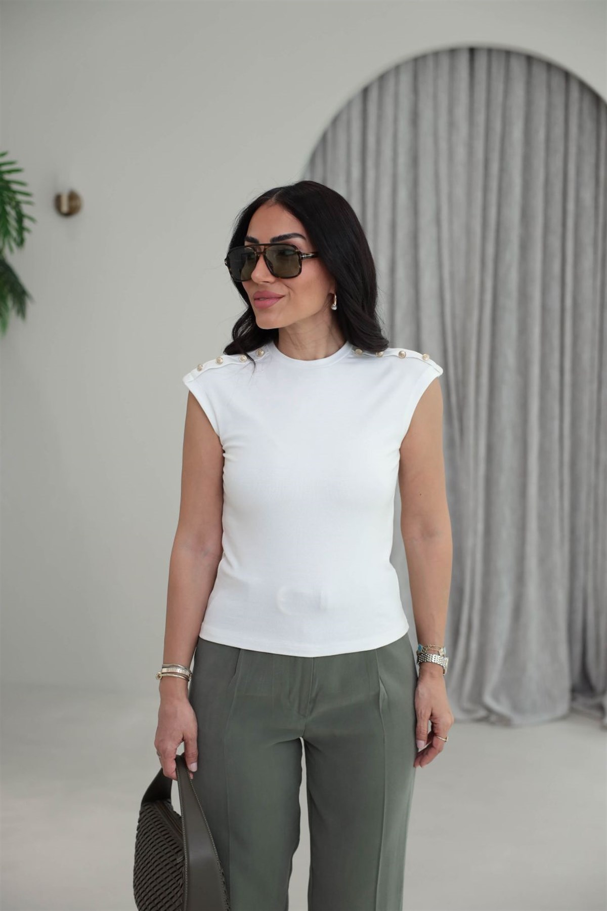 8483 Omuz Düğmeli Modal Massi Bluz EKRU