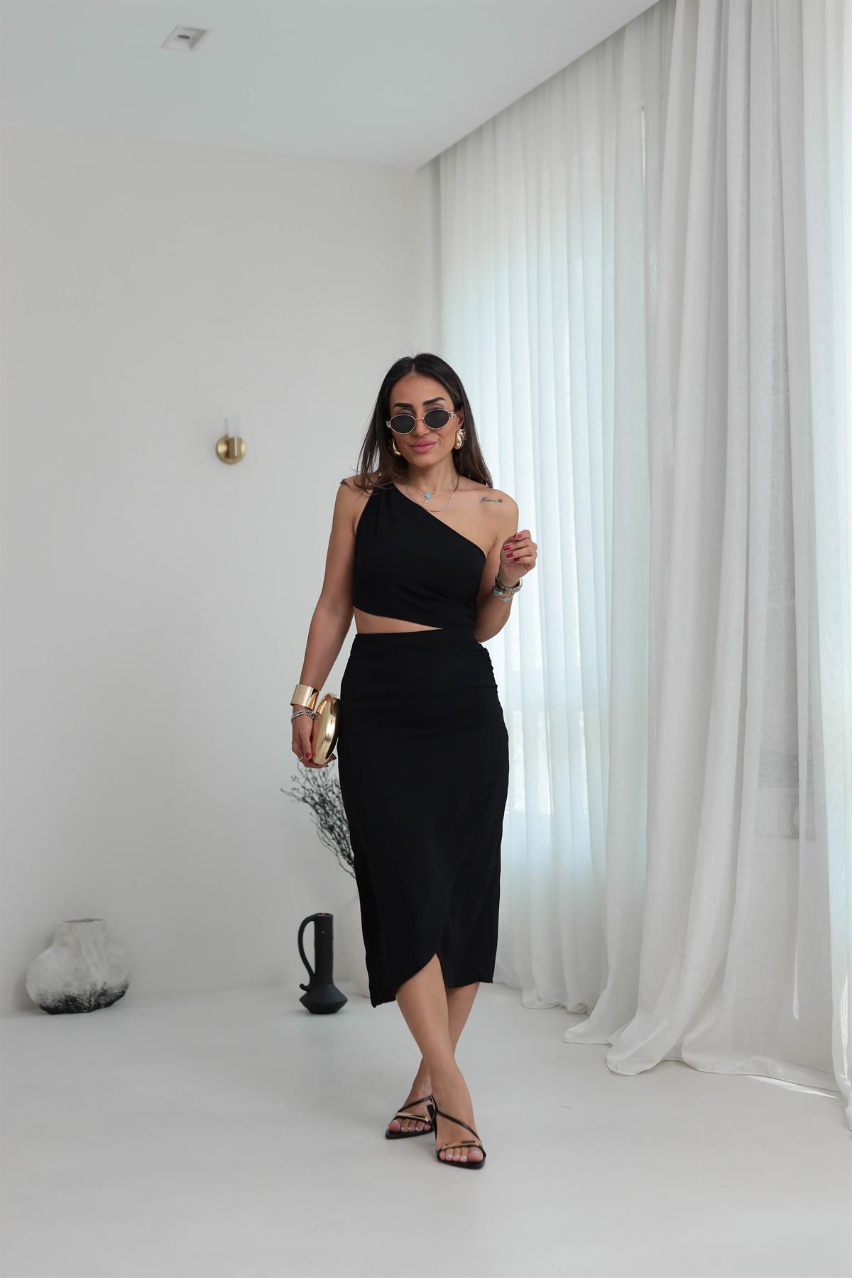 6444 Asimetrik Pencere Detay Elbise SİYAH