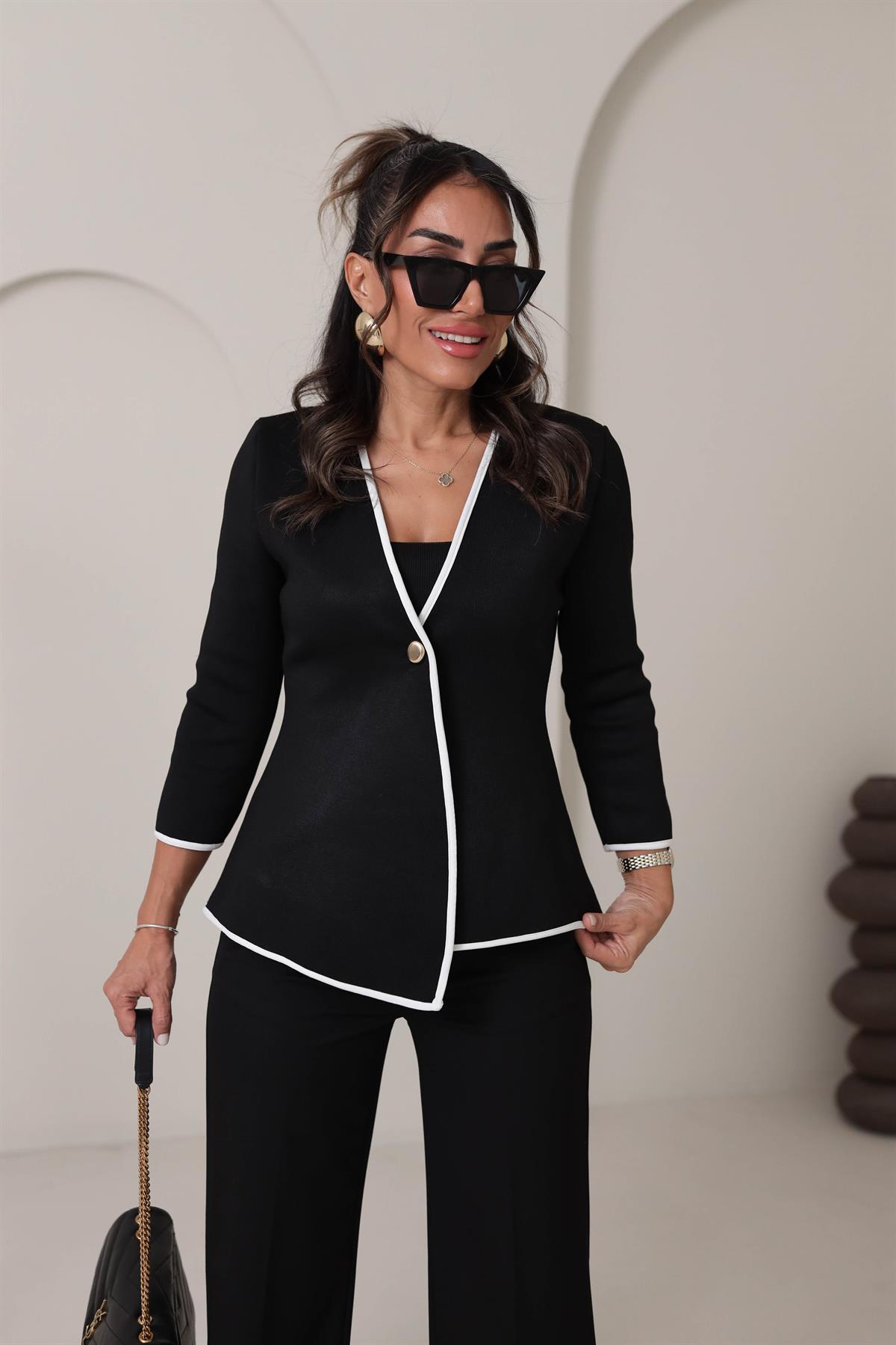 1212 Biyeli Gold Düğmeli Çelik Örme Ceket SİYAH