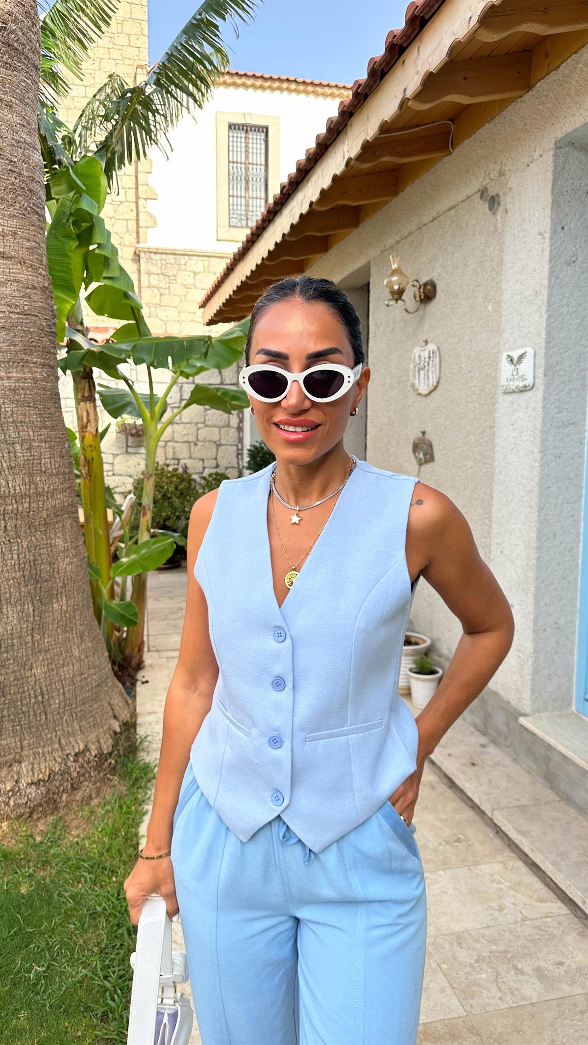 1116 Arkası Kuşaklı Keten Yelek