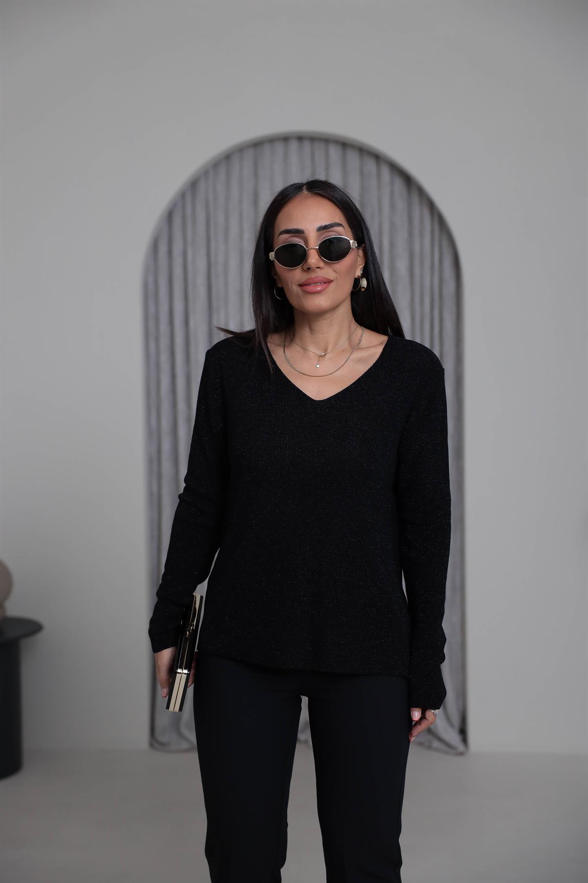 152 V Yaka Simli Viskon Triko Bluz SİYAH