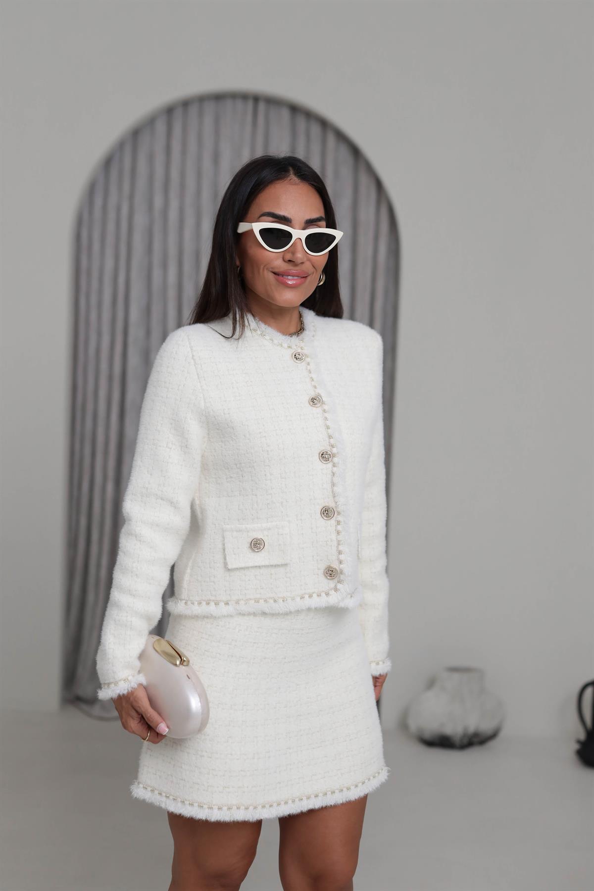 0419 Püskül ve Sim Detaylı Angora Ceket EKRU