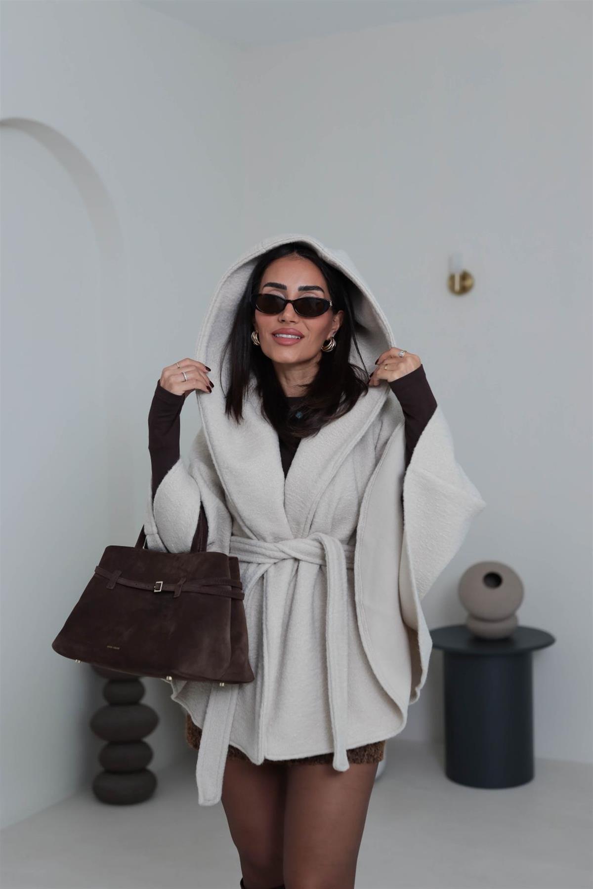 0588 Kaşe Panço Kaban TAŞ