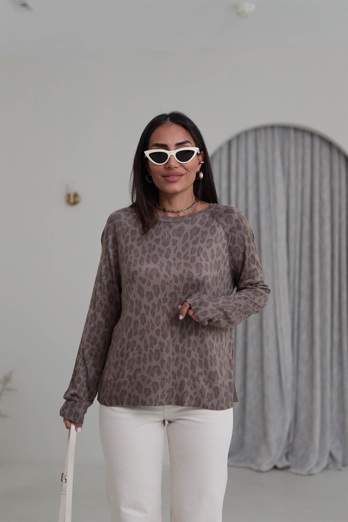 0666 Bisiklet Yaka Leopar Baskılı  Triko Kazak LEOPAR