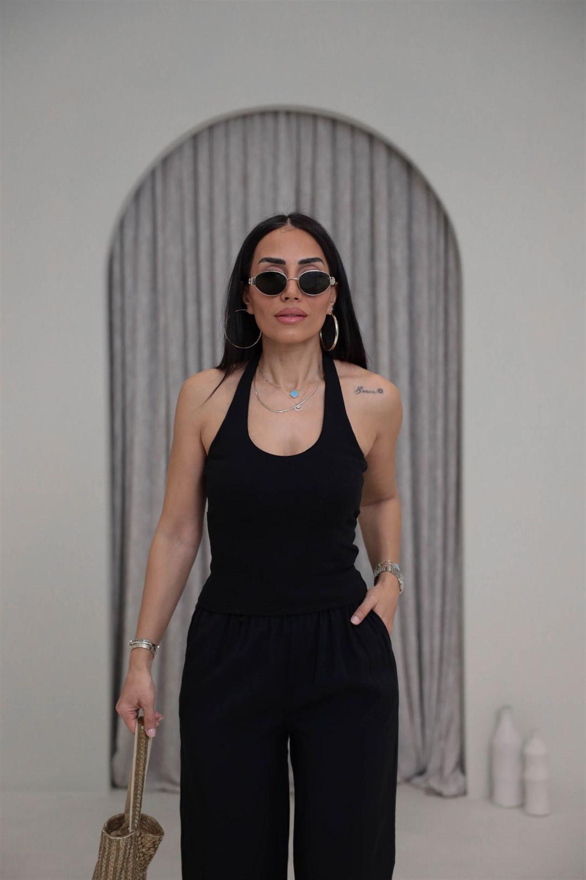 1052 Boyundan Geçmeli Pamuklu Top SİYAH