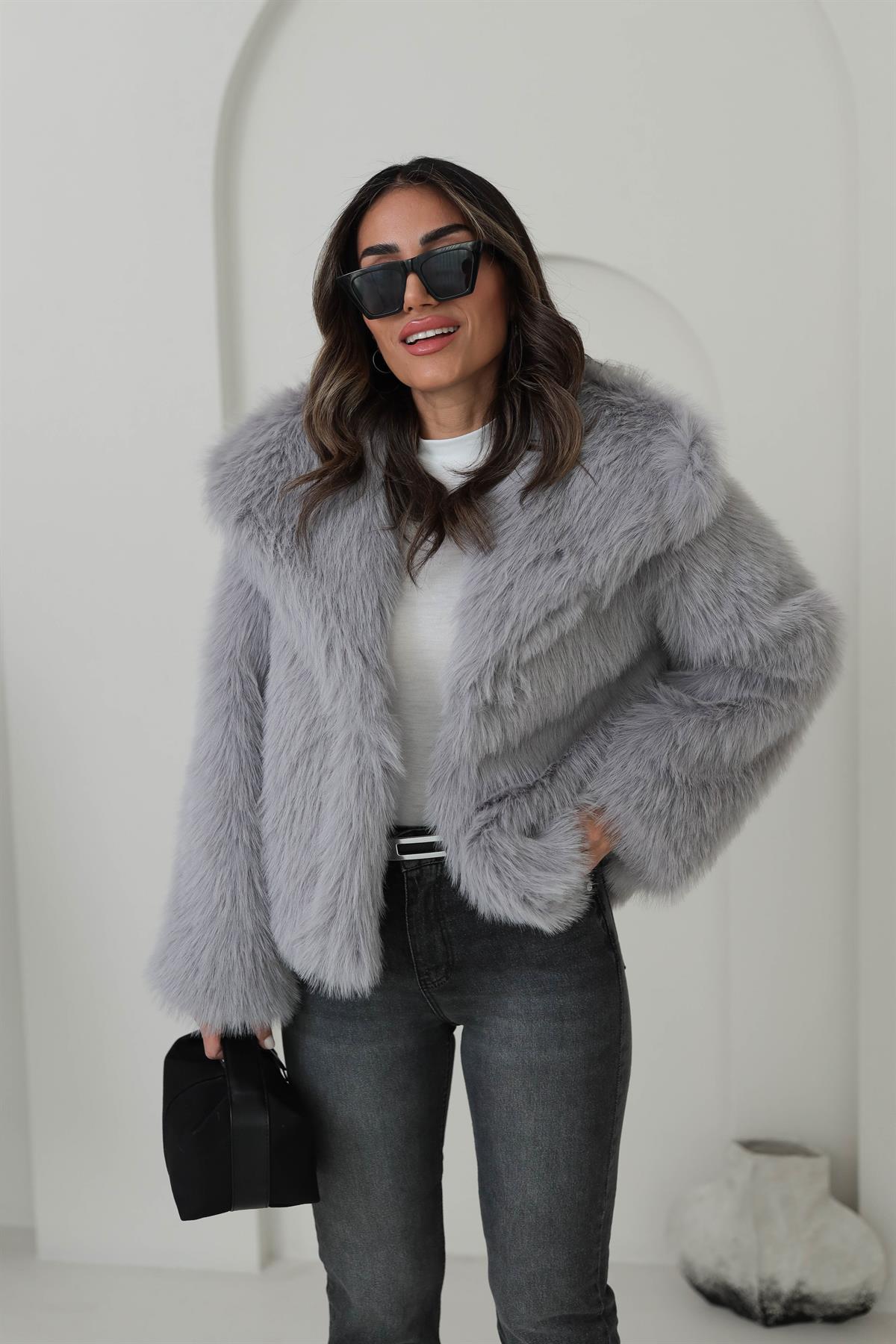 2429 Ara Boy Yakalı Kürk GRİ