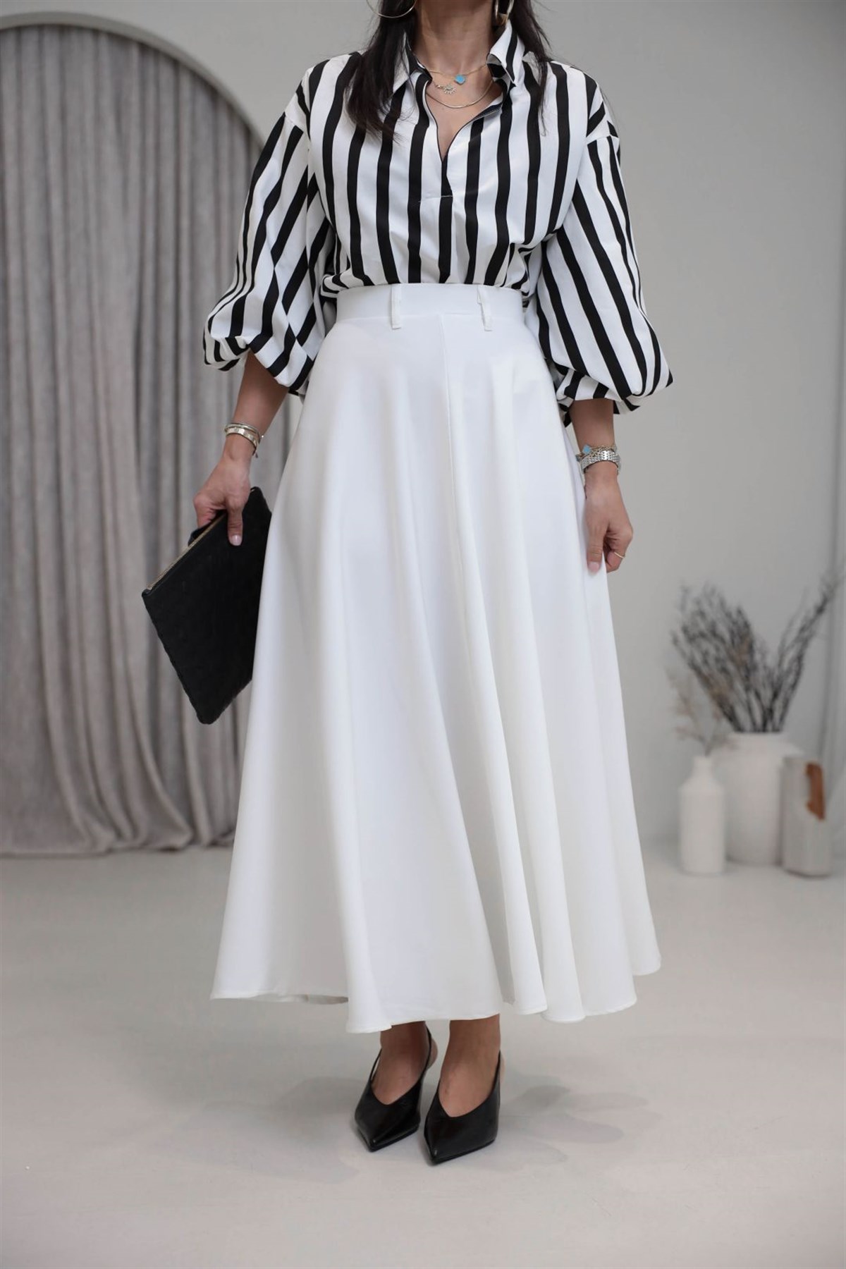 2052 Yandan Fermuarlı Kloş Etek EKRU