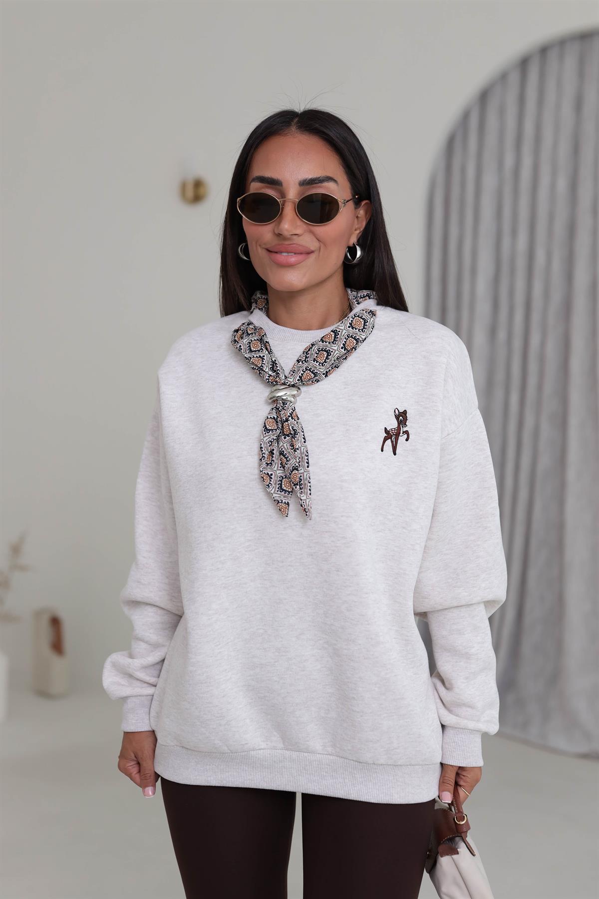 0909 Şal Detaylı Figürlü Şardonlu Sweatshirt KREM