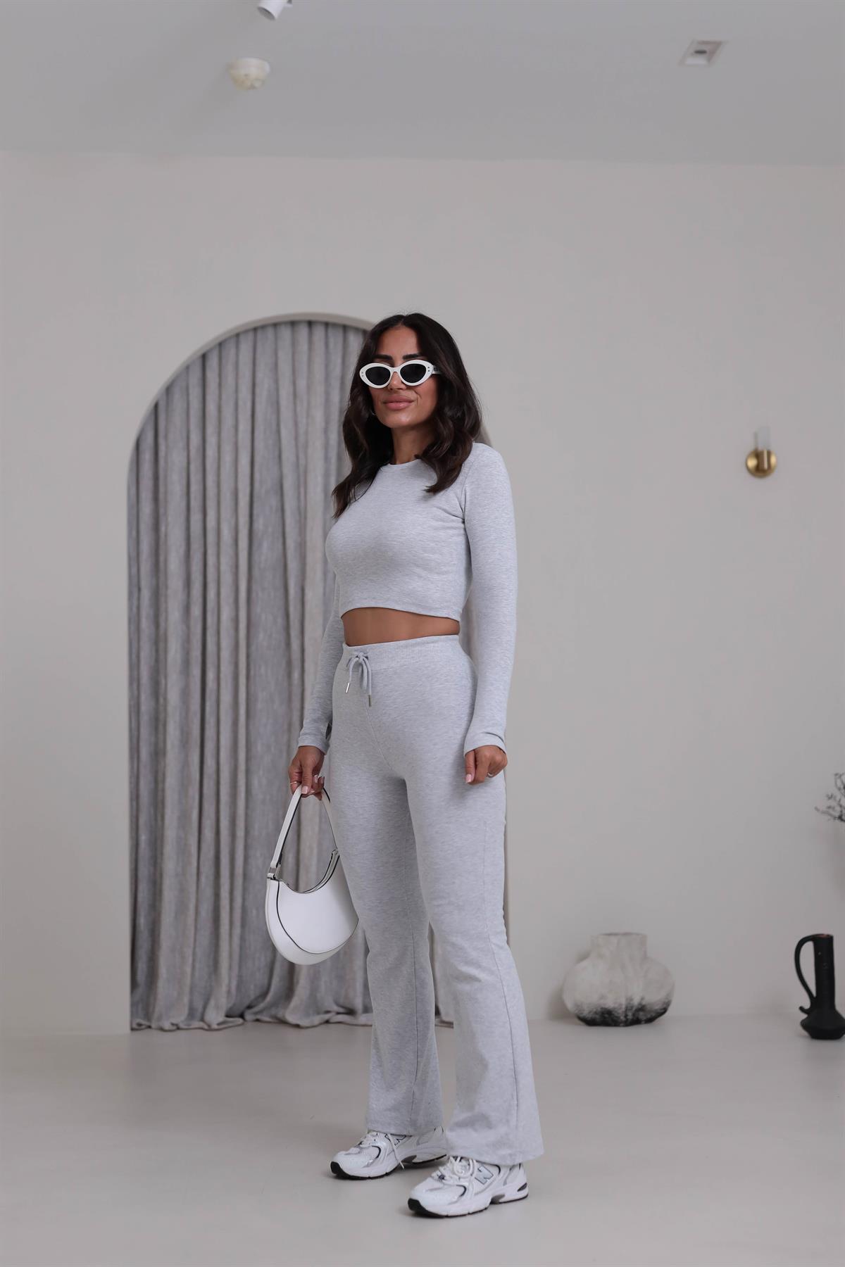 1060 Ribanalı Parmak Geçmeli İspanyol Paça Takım GRİ