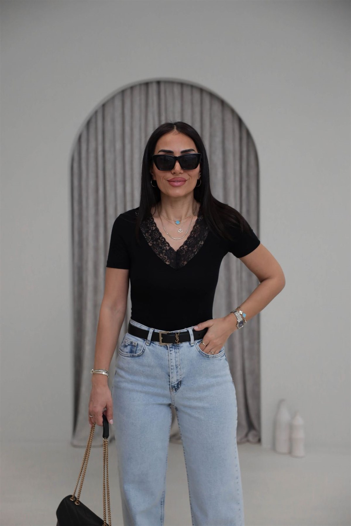 1015 V Yaka Dantelli Modal Body SİYAH