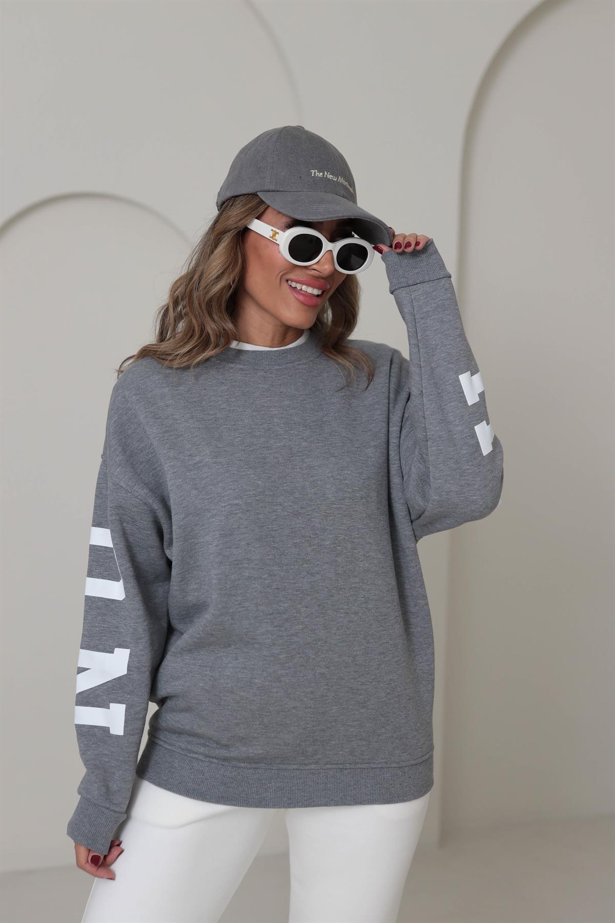 Kol ve Sırt Yazı Detaylı Sweatshirt GRİ
