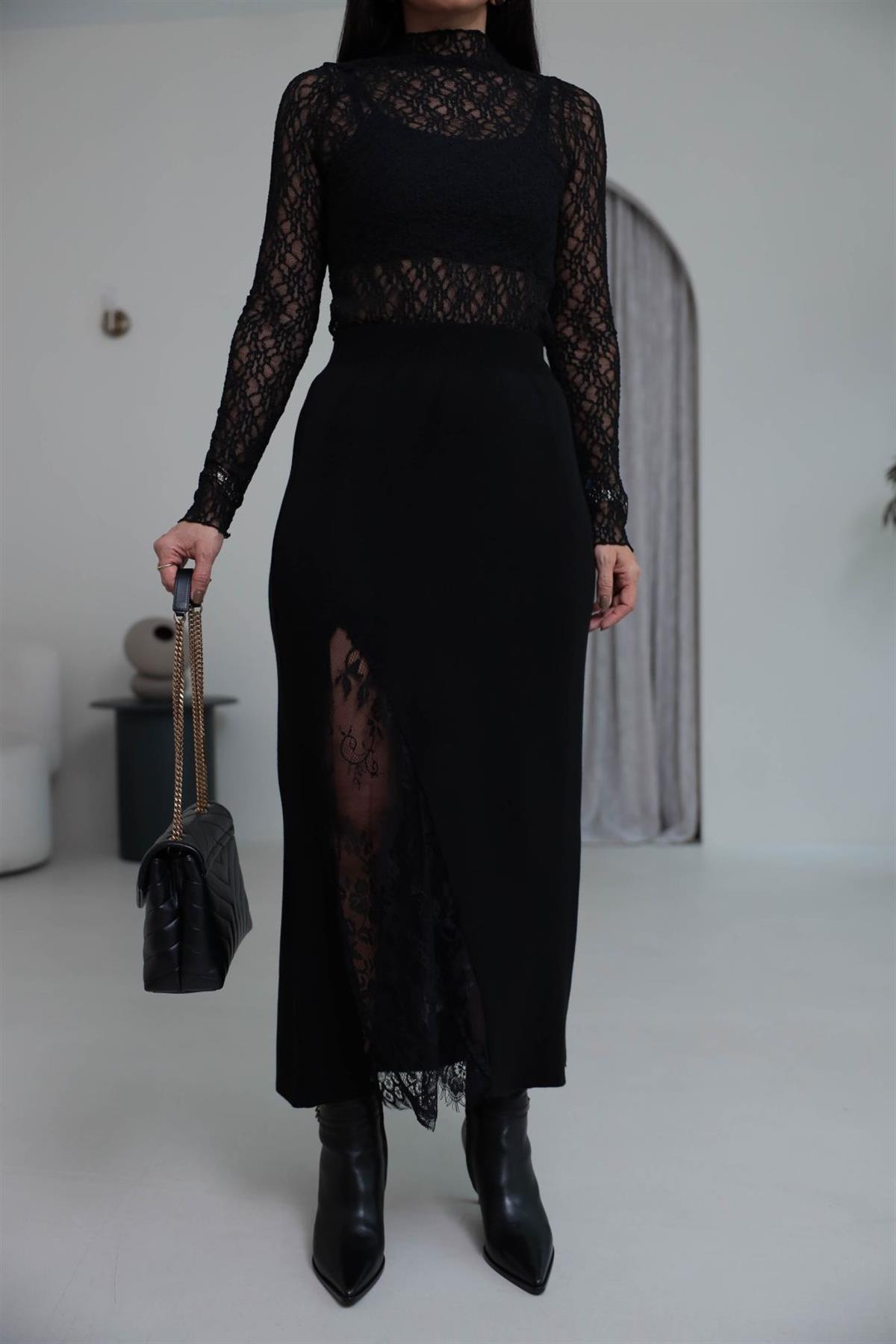 0144 Dantel Yırtmaçlı Triko Etek SİYAH