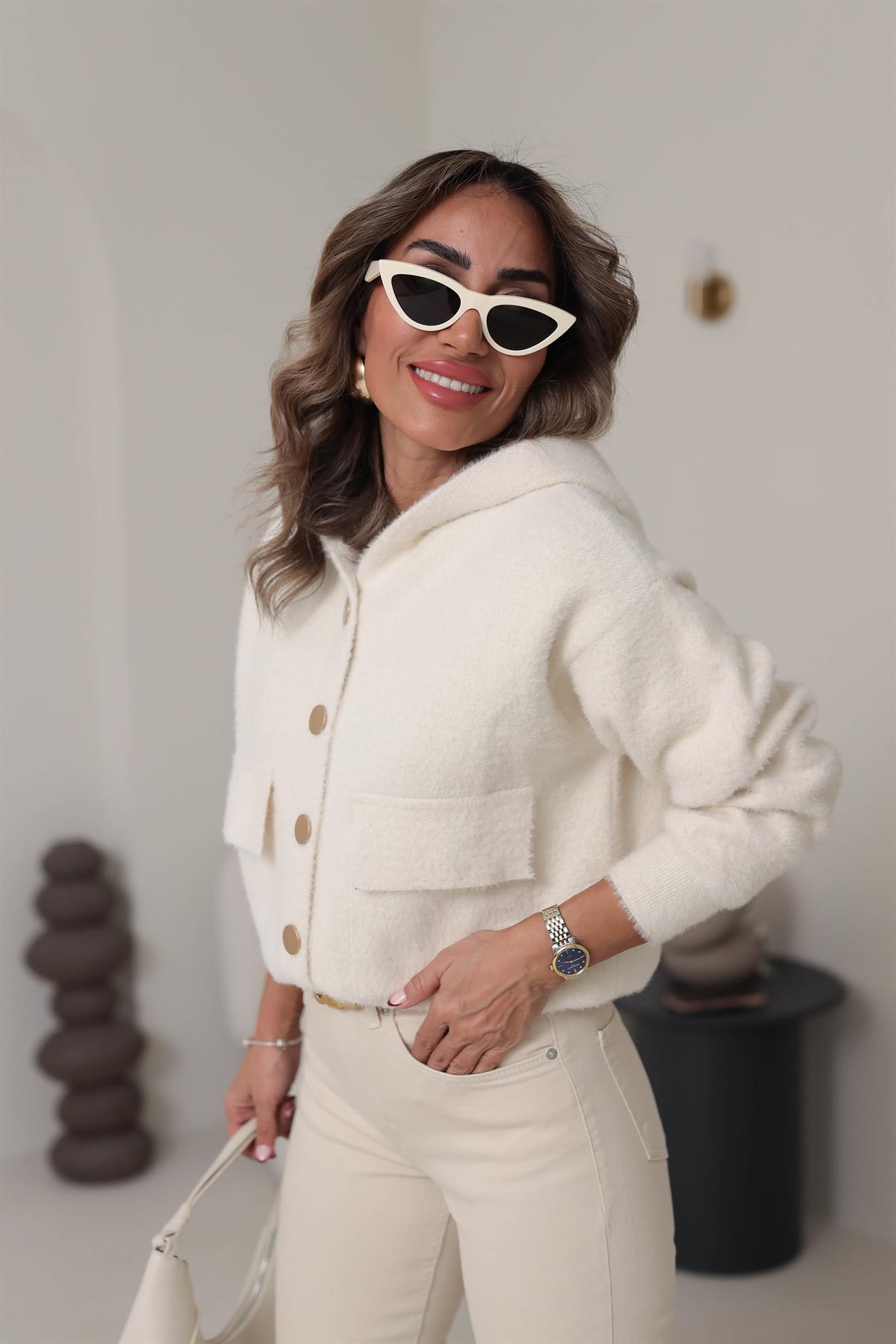 4944 Angora Kapşonlu Gold Düğmeli Hırka EKRU