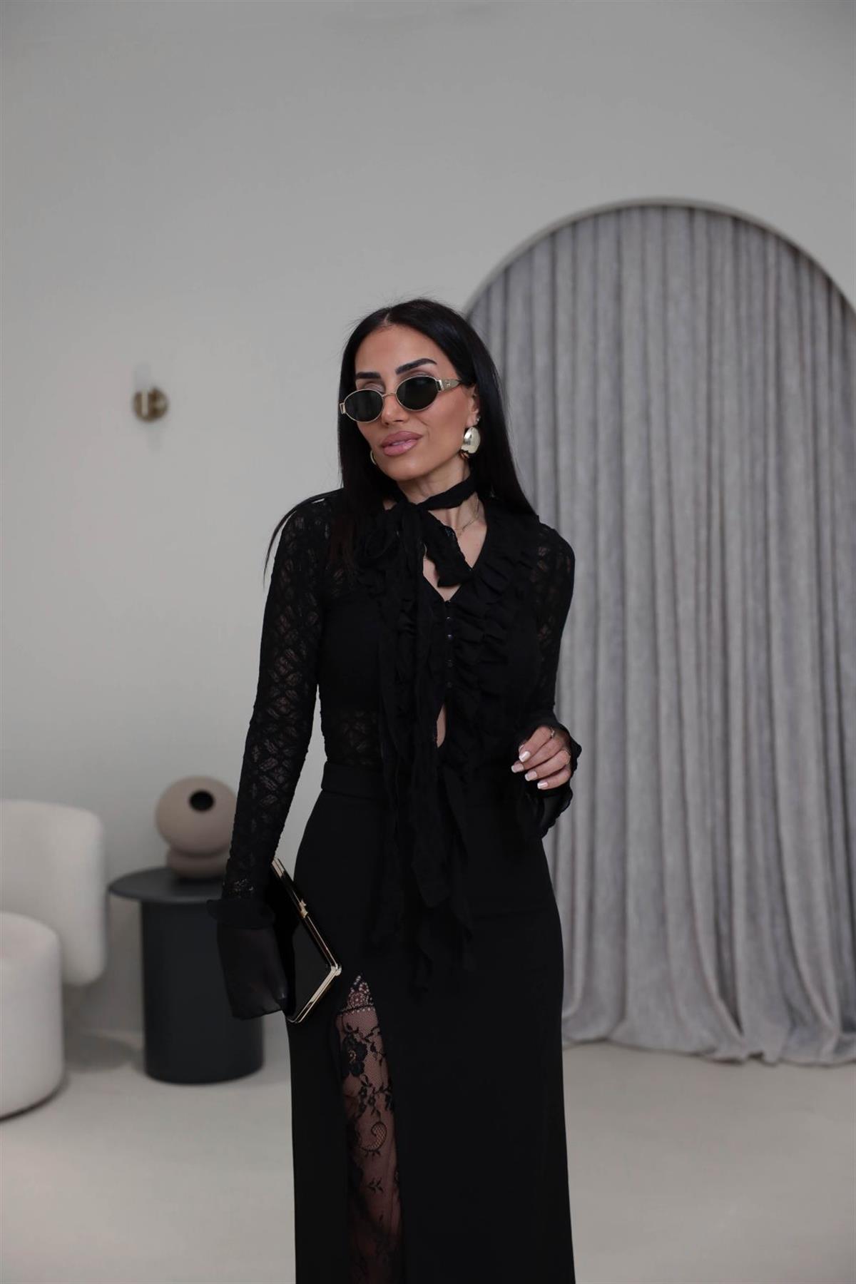 1798 Şifon Garnili Fırfırlı Dantel Bluz SİYAH