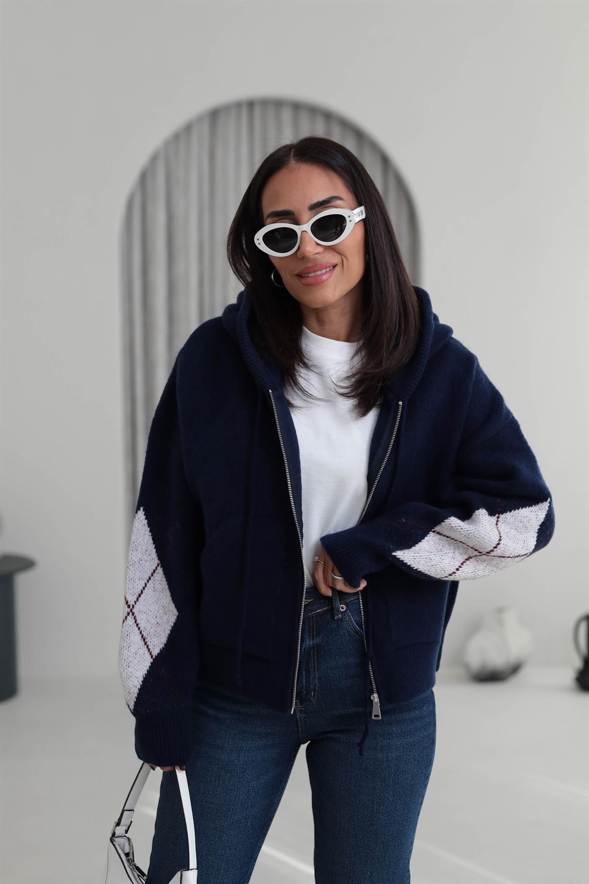 2536 Kol Desenli Fermuarlı Kapşonlu Triko Bomber LACİVERT