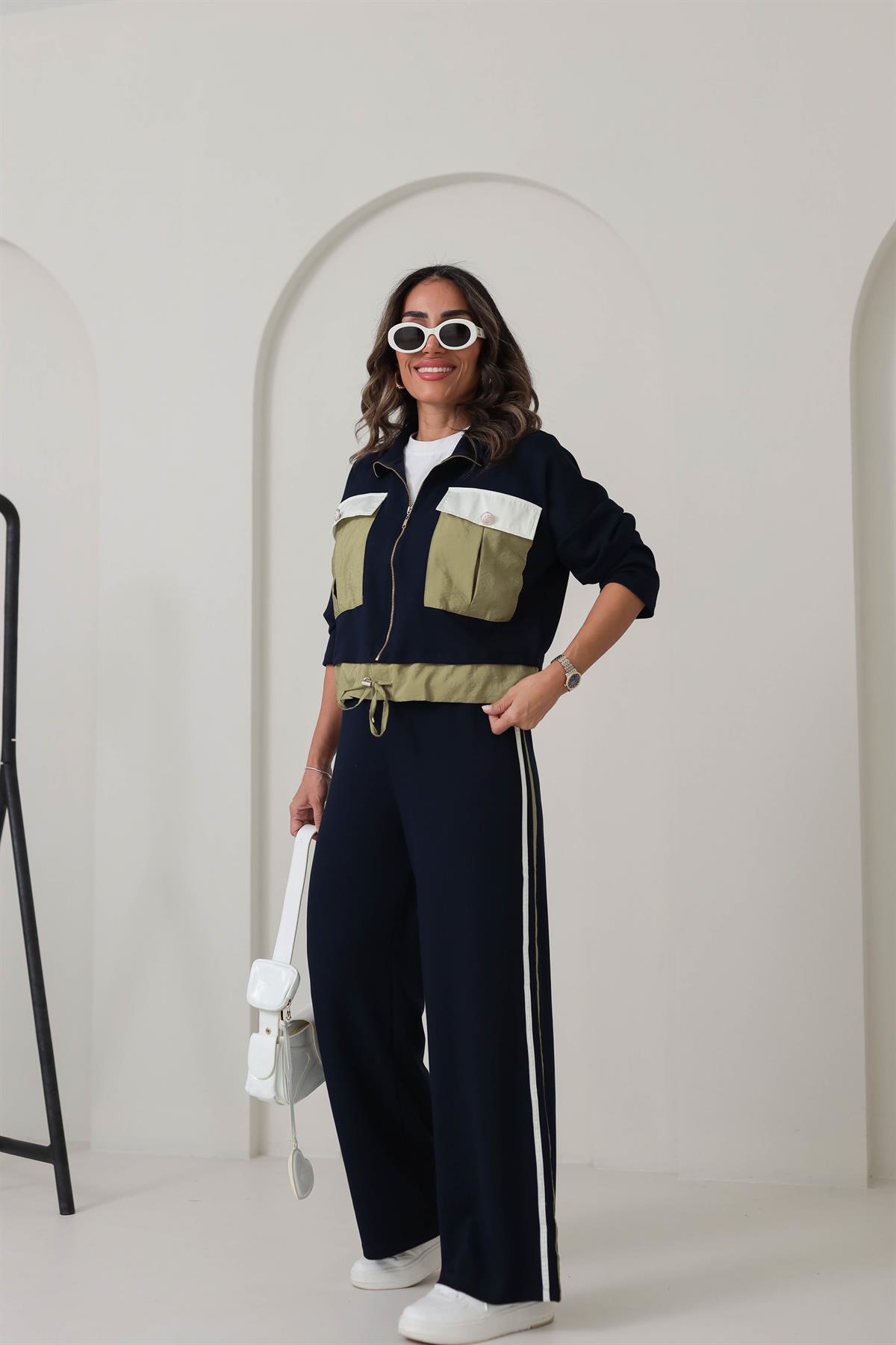 2970 Cepli Gold Düğmeli Premium Kumaş Takım LACİVERT