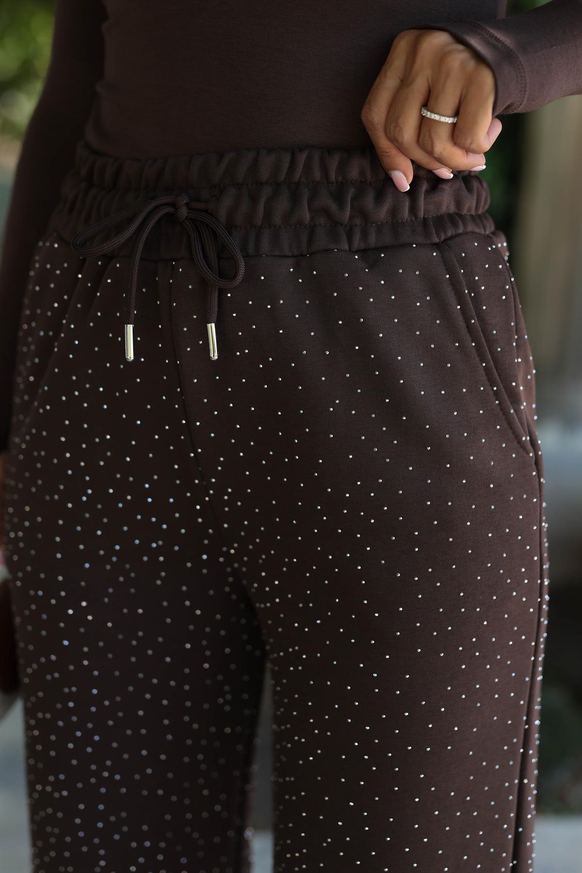 5773 Yüksek Bel Geniş Paça Taşlı Eşofman Altı KAHVE