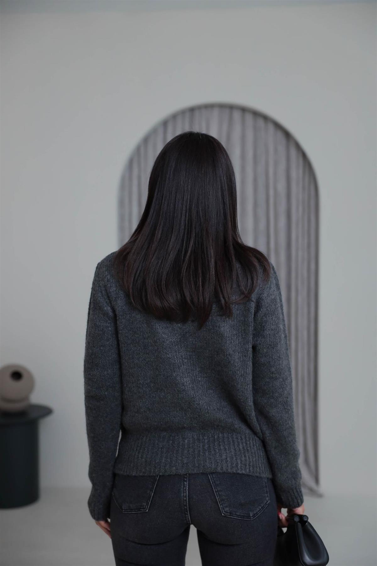 2570 Önü Pul İşlemeli Fermuarlı Hırka ANTRASİT