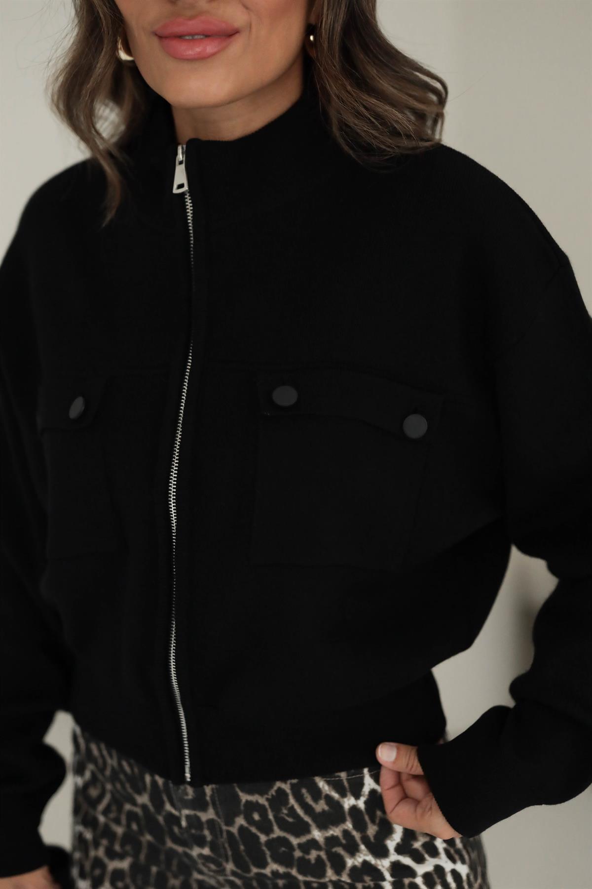 2389 Fermuarlı ve Cep Detaylı Ceket Hırka