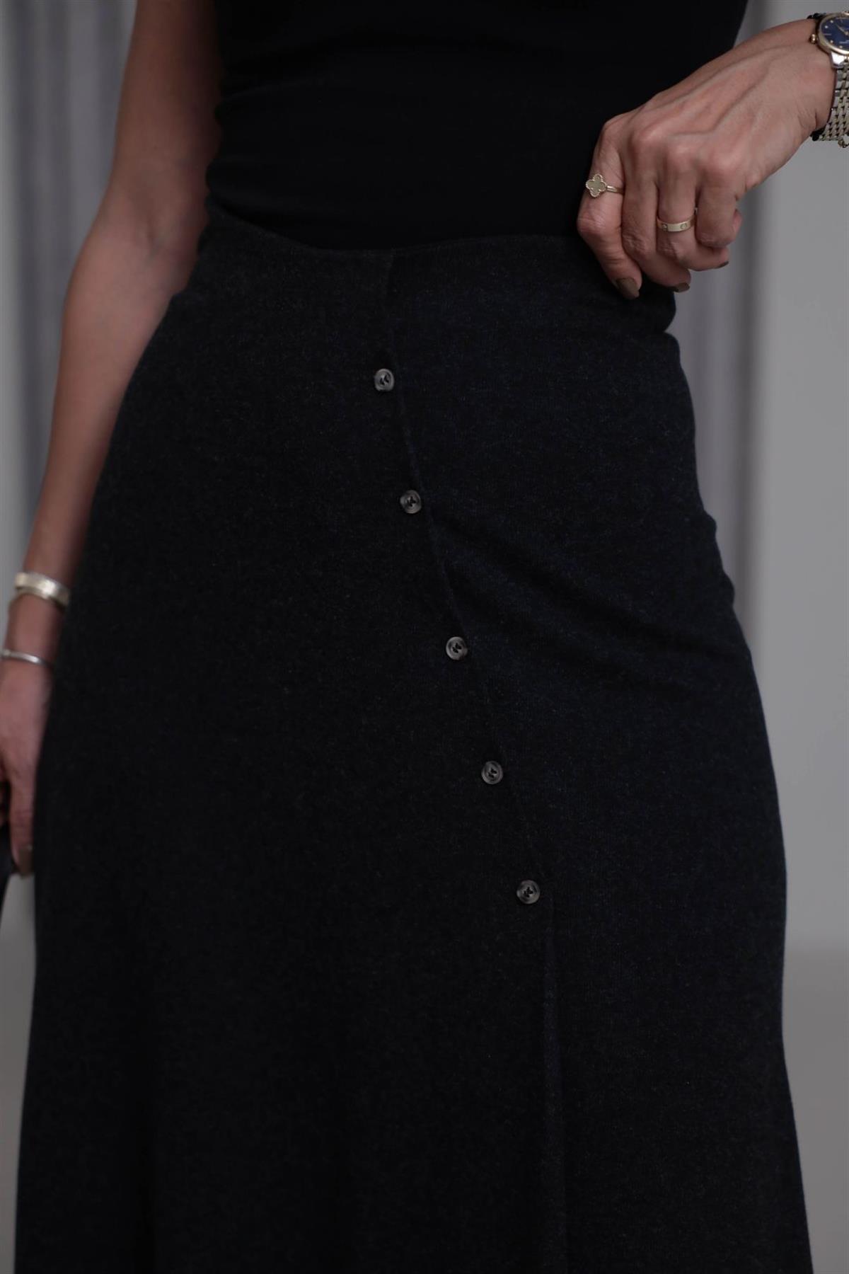 7298 Verev Düğmeli Asimetrik Etek ANTRASİT