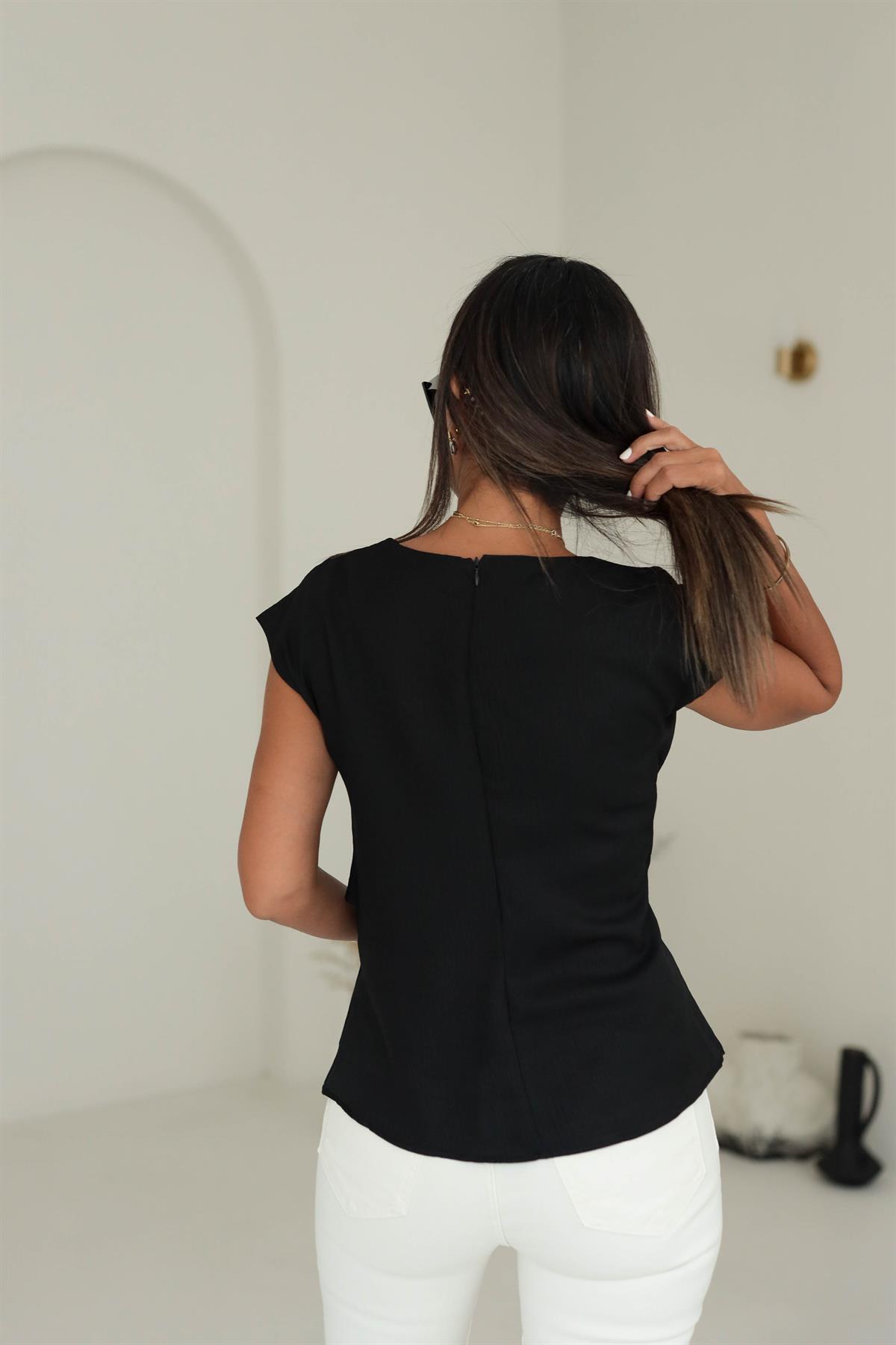 Ön Geçiş Detaylı Bluz