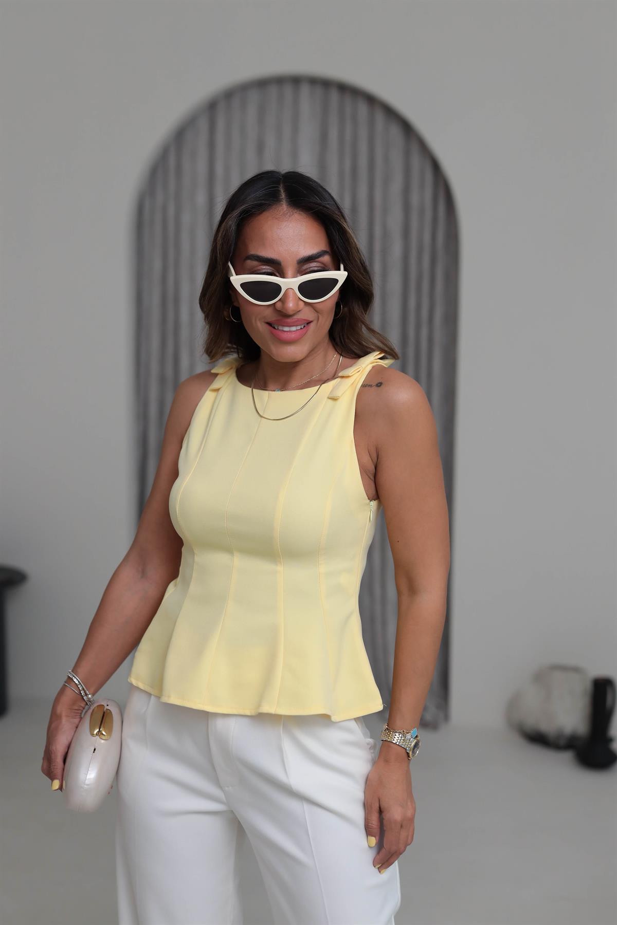 7261 Omzu Fiyonklu Bluz SARI