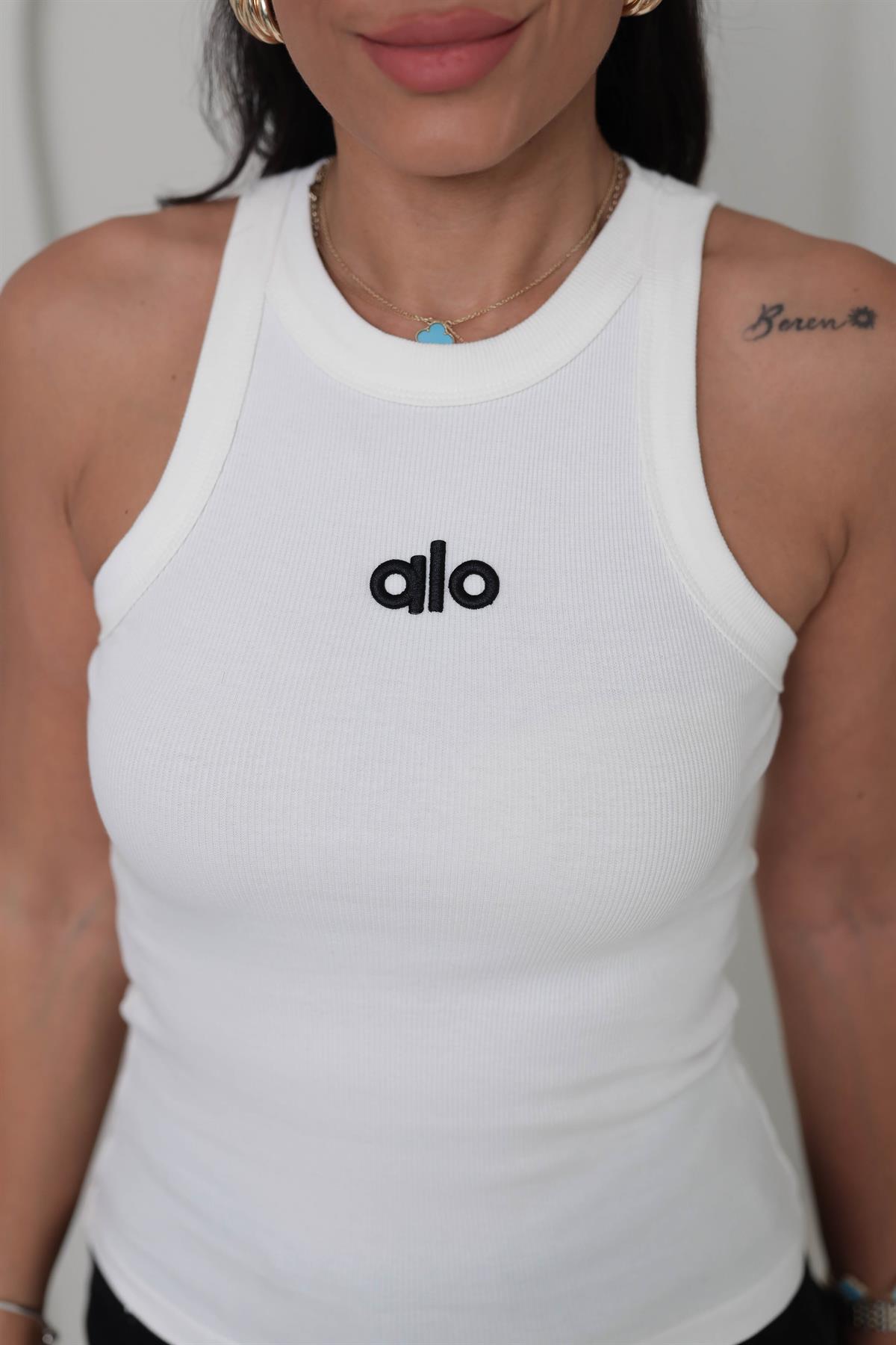 102 Yazı Nakışlı Halter Yaka Atlet EKRU