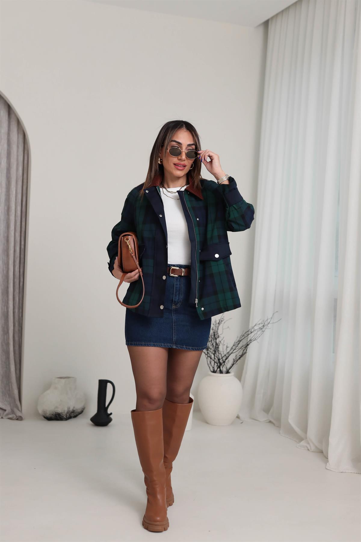 0570 Kısa Kot Etek LACİVERT