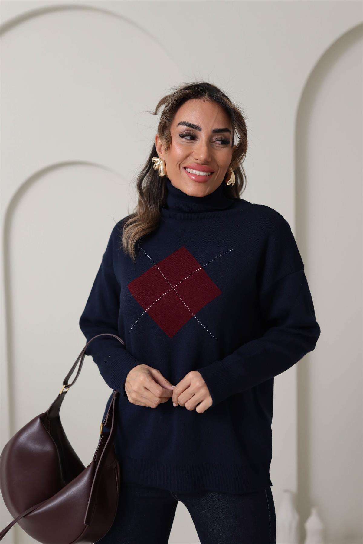 0060 Balıkçı Yaka Kare Desen Kazak LACİVERT