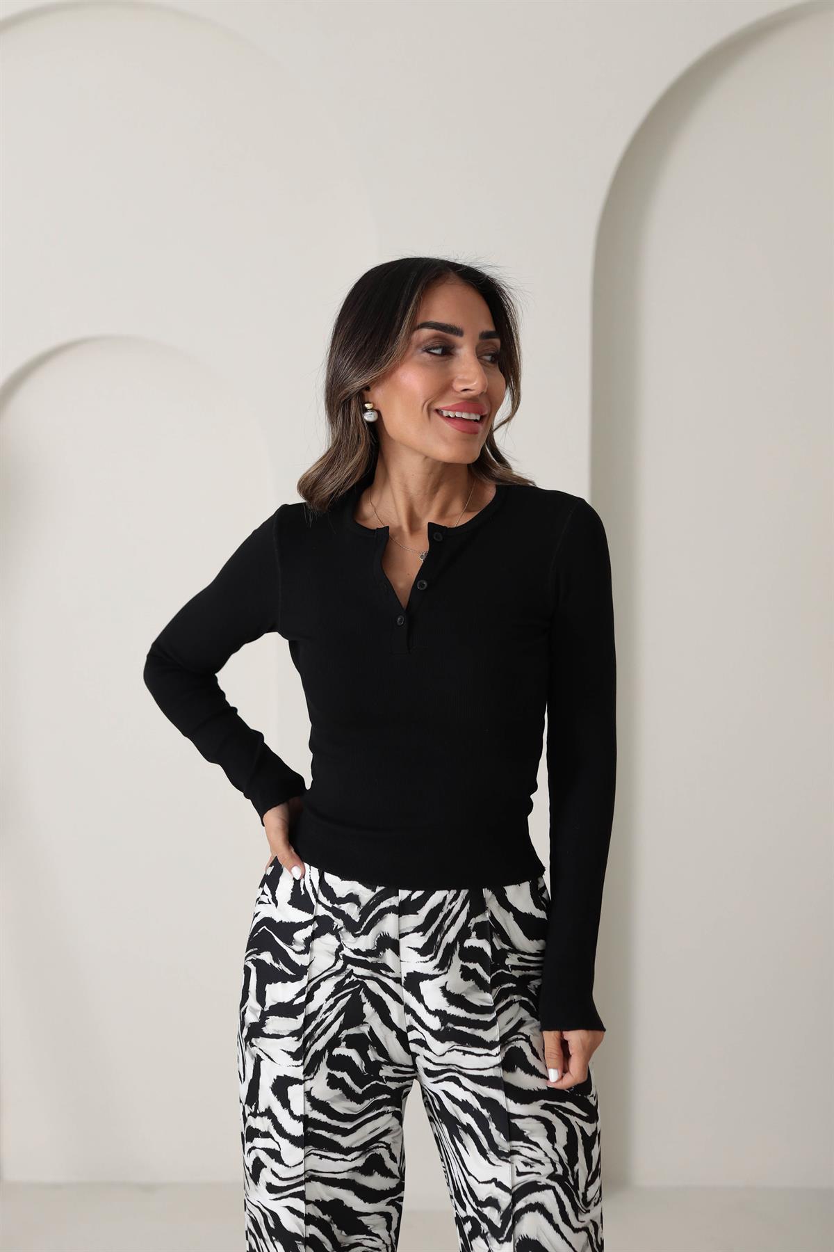 3272 Önü Düğmeli Kaşkorse Bluz SİYAH