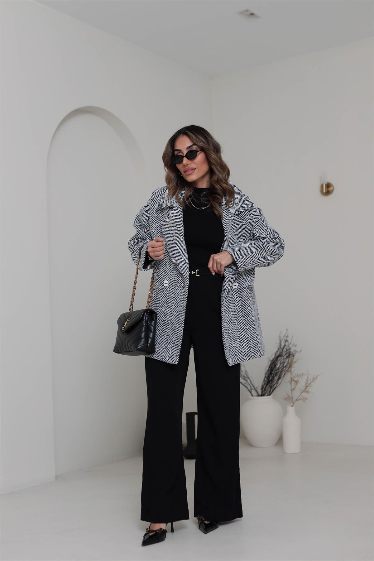 9526 Balıksırtı Desen Ara Boy Kaban SİYAHBEYAZ