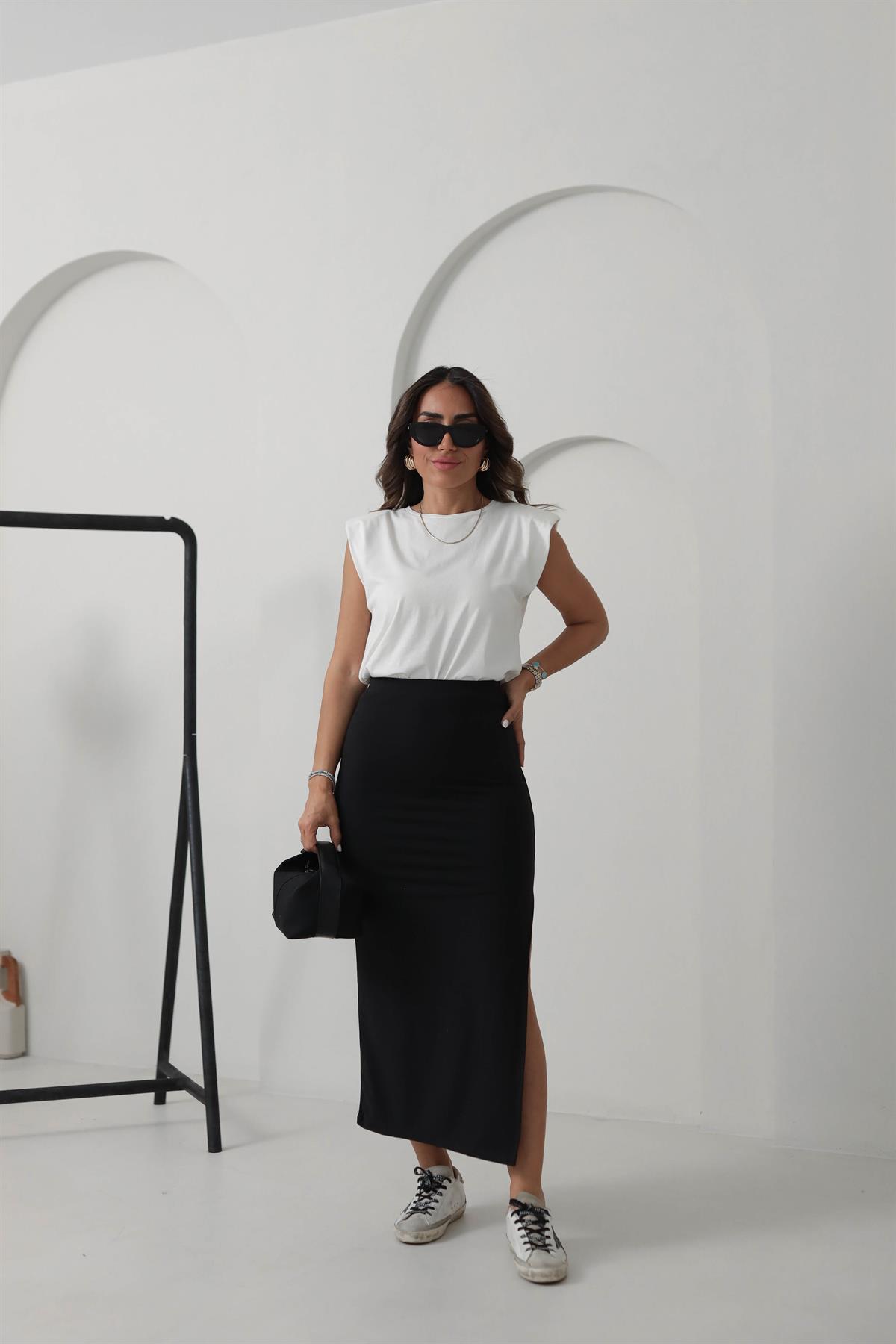 4861 Uzun Yırtmaçlı Modal Etek SİYAH