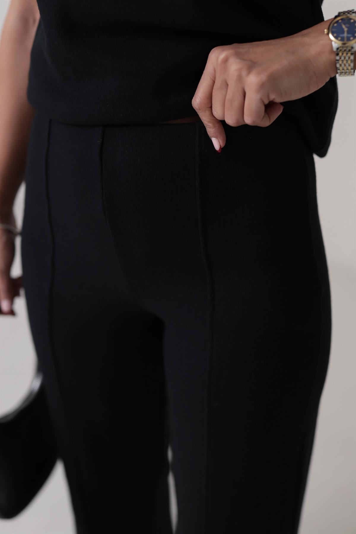 1819 Önü Çimalı Örme Kumaş Rahat Pantolon SİYAH