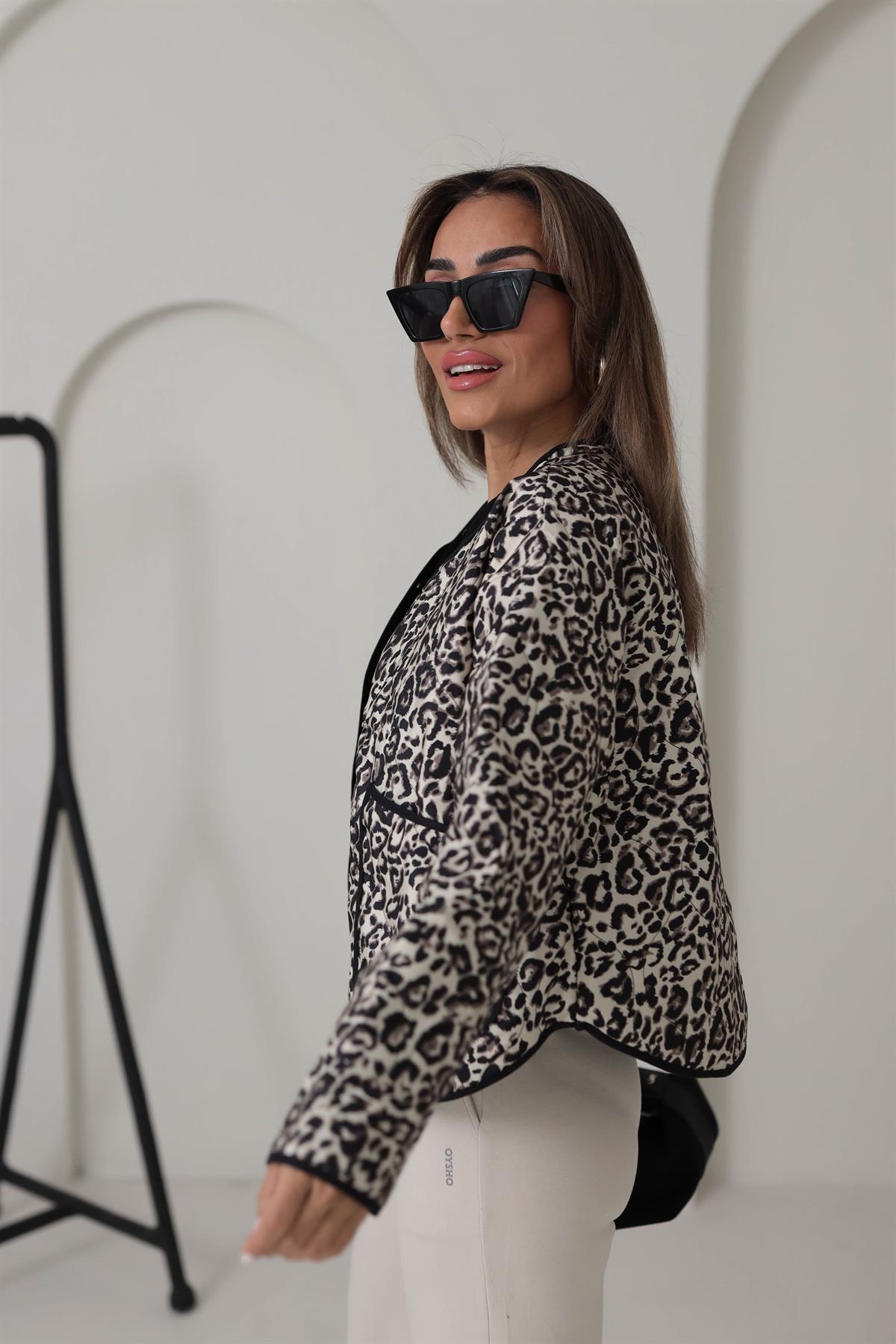 5454 Leopar Kapitone Mont LEOPAR