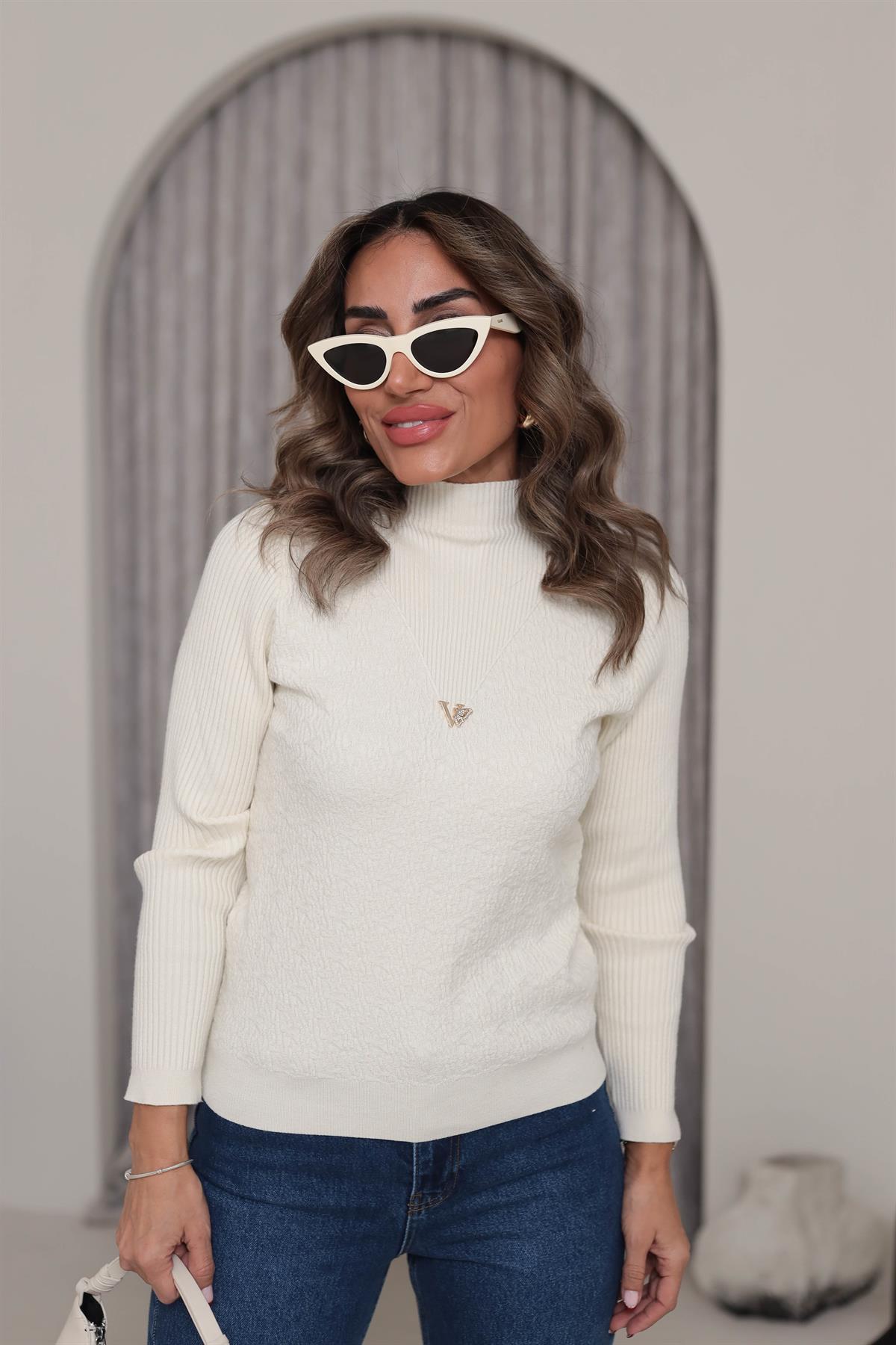 0248 Korspan Dik Yaka V Armalı Yumuşak Triko EKRU