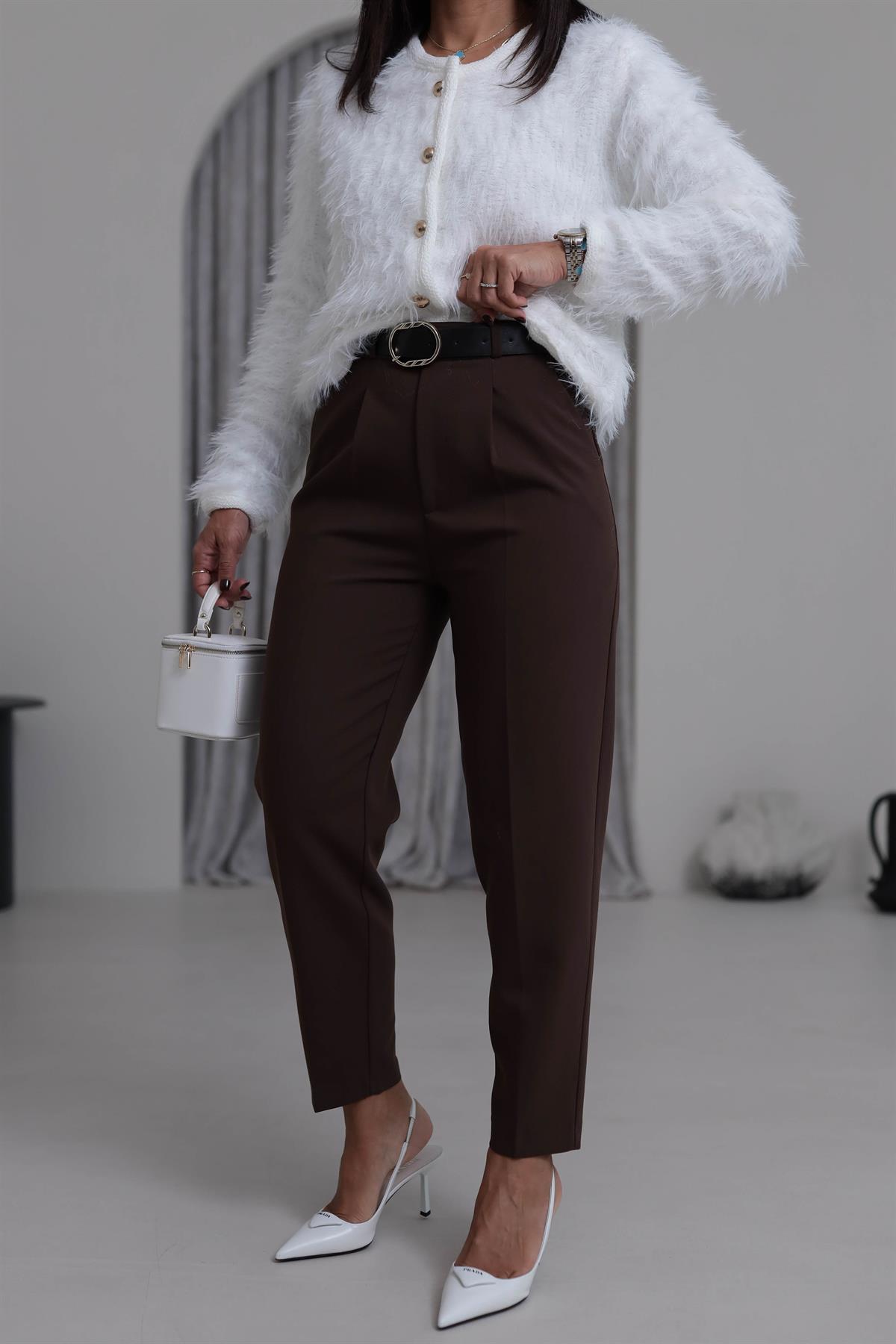 2679 Köprülü Kemer Detaylı Kumaş Pantolon KAHVE