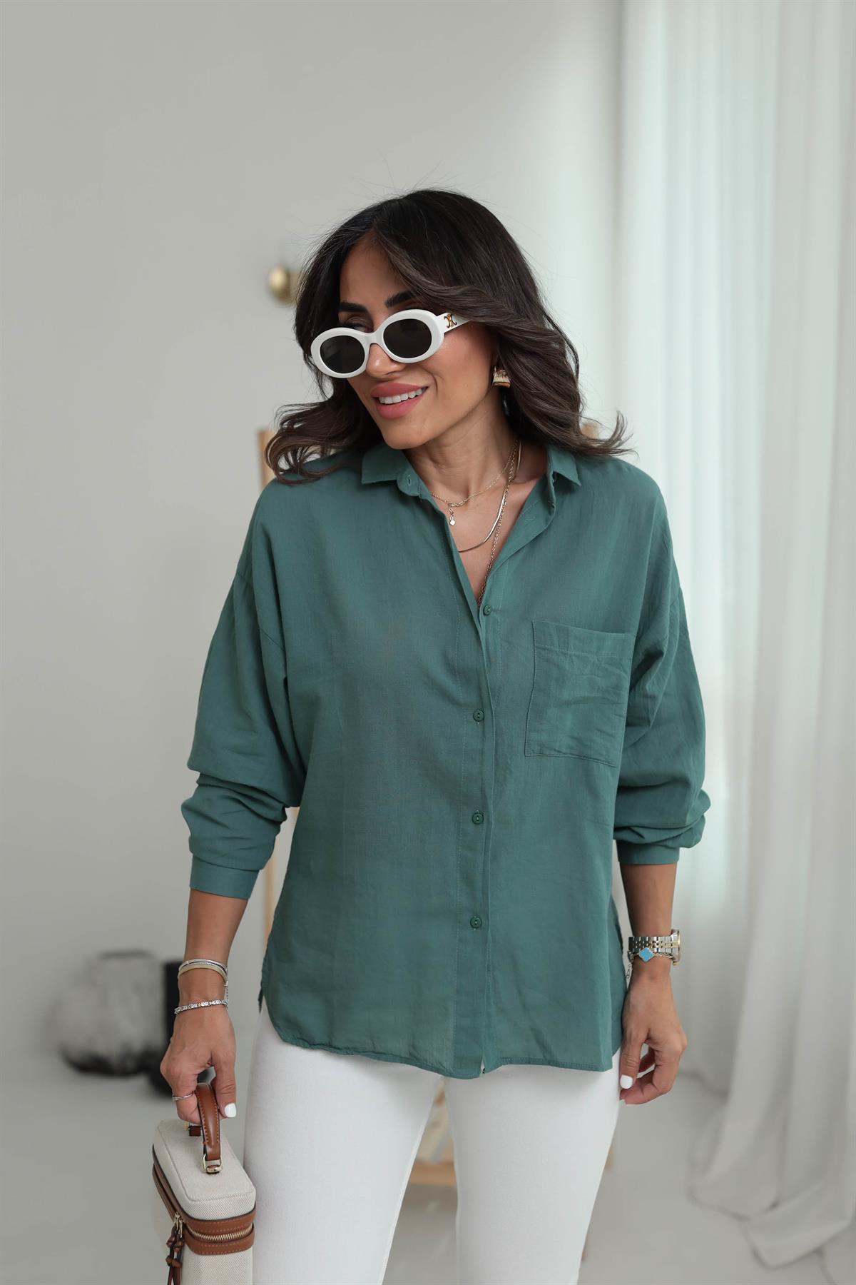 4294 Cep Detaylı Pamuklu Dokulu Gömlek ÇAĞLAYEŞİL